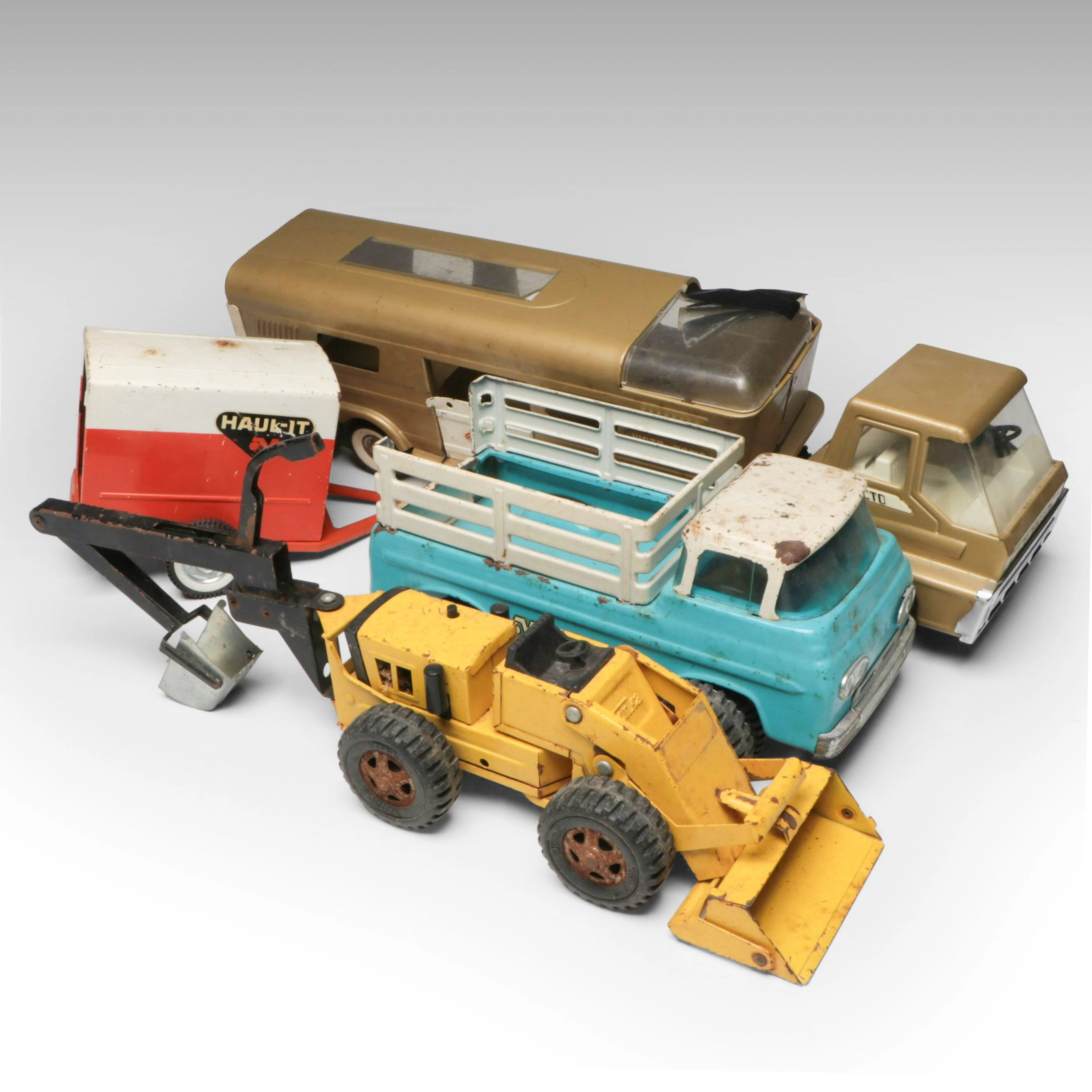 Nylint Ford Farm Truck and Trailer with Tonka and More Diecast Toy Cars