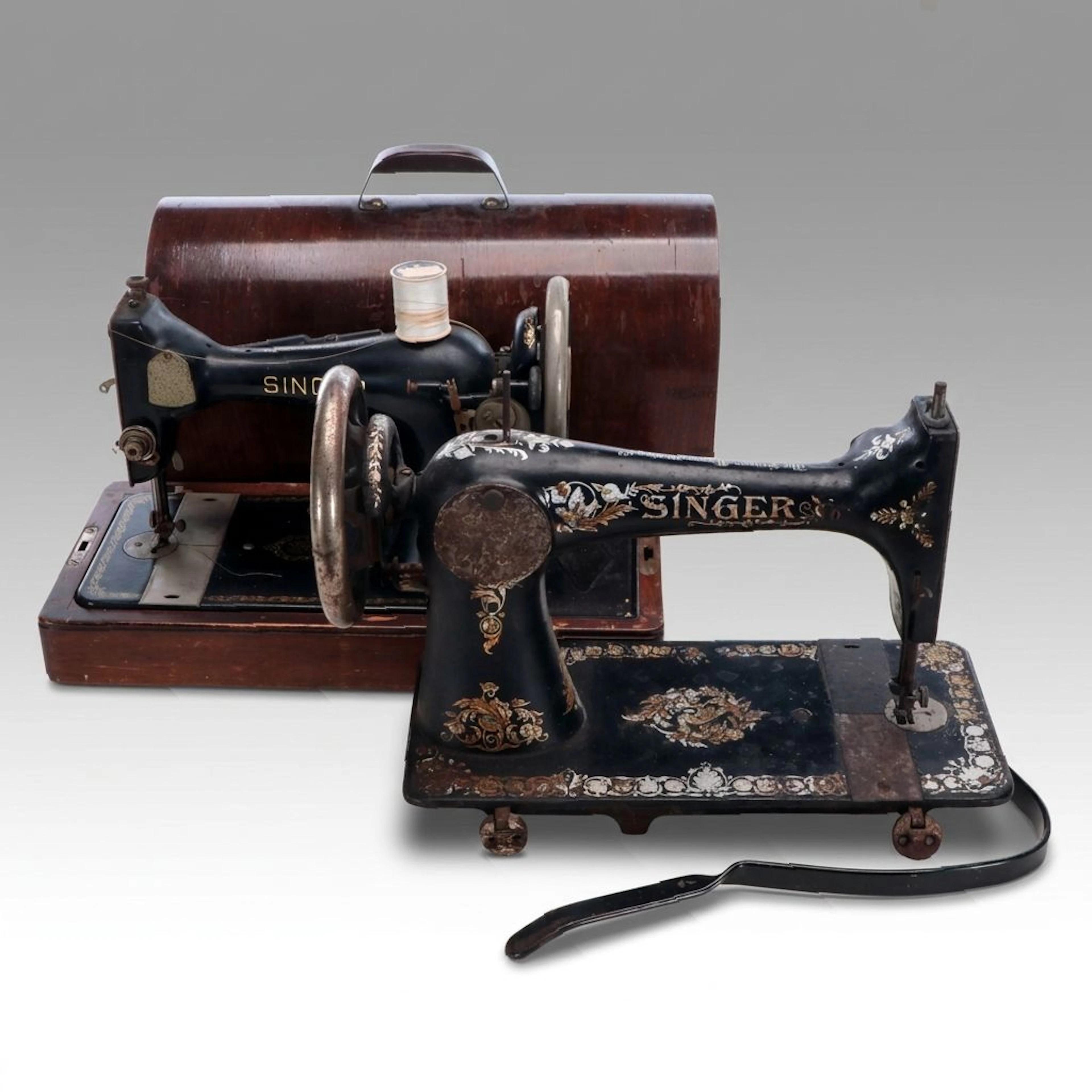 Singer Portable Hand-Crank Cast Iron Manual Sewing Machine, 1930s