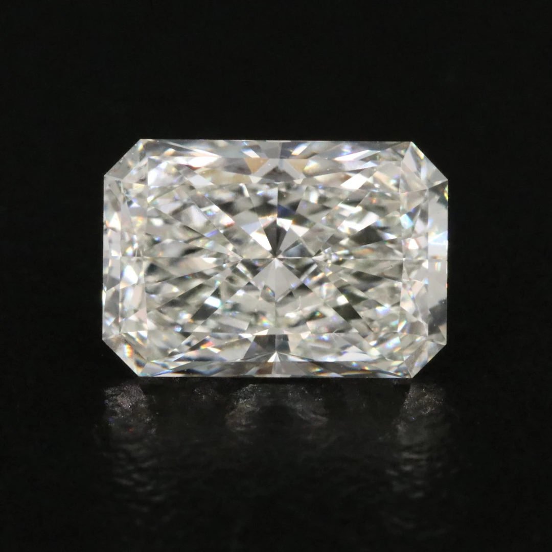 Loose 1.59 CT Lab Grown Diamond with IGI Report