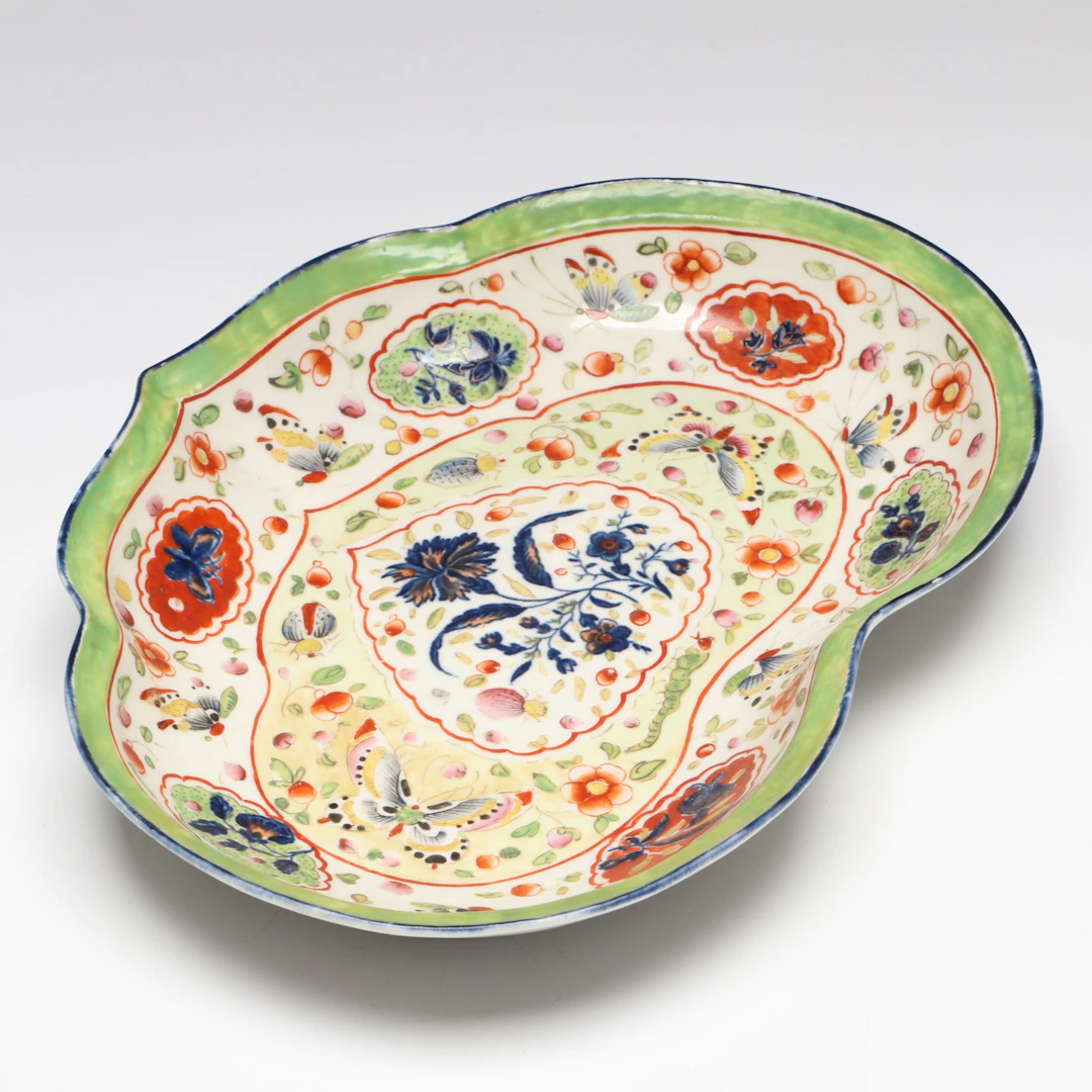 First Period Dr. Wall Worcester Chinoiserie Pattern Kidney-Shaped Dish