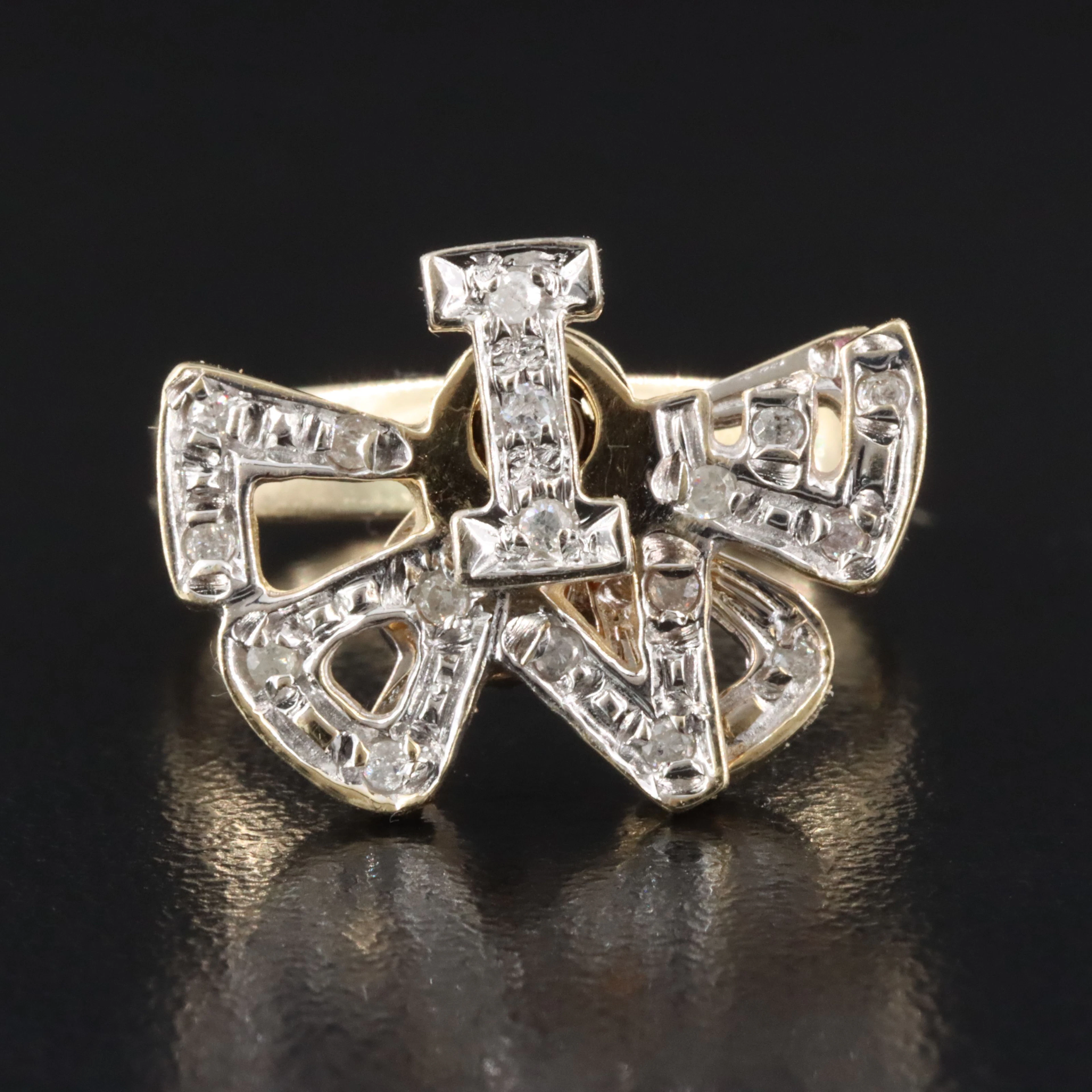14K 0.20 CTW Diamond 'I LOVE YOU' Spinner Ring