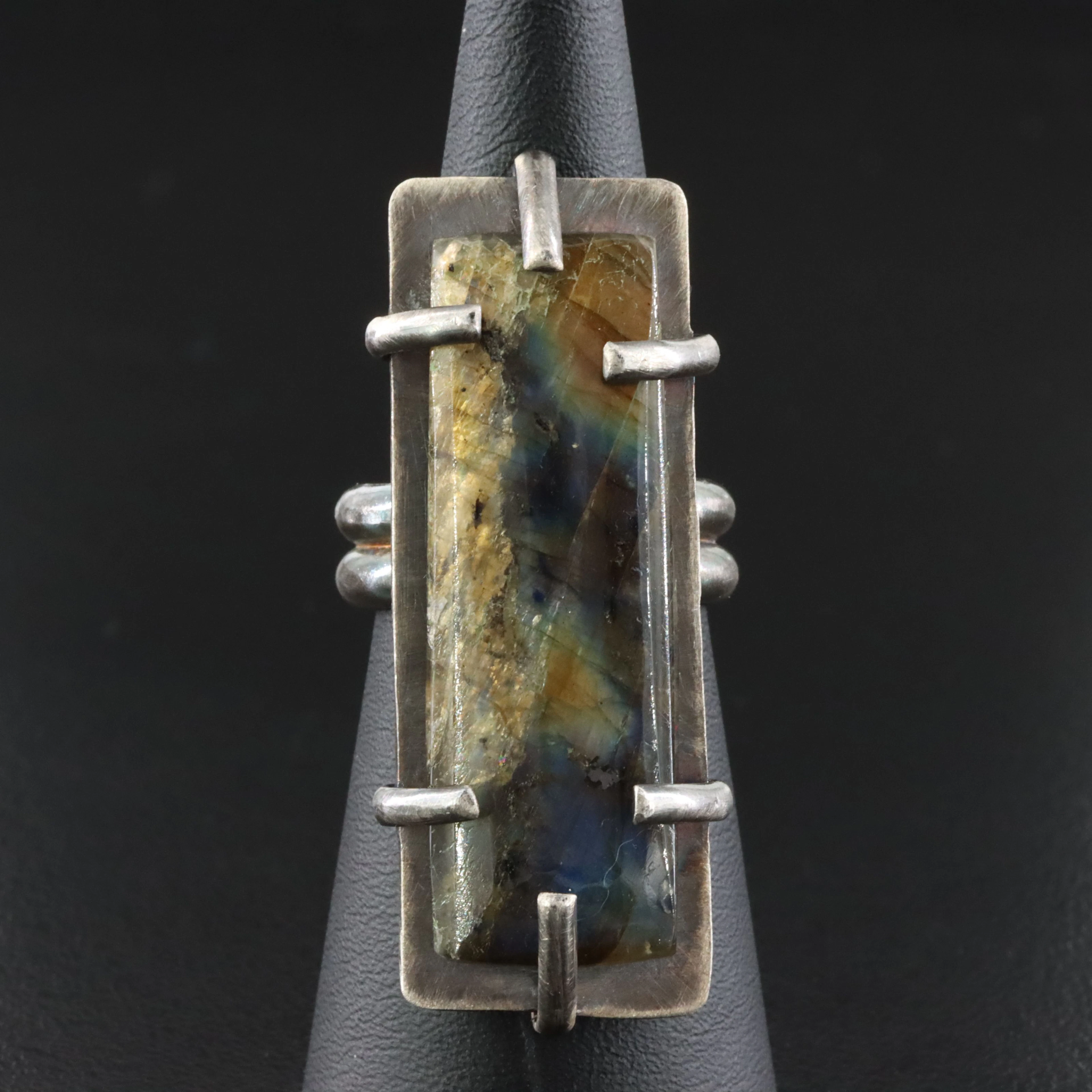 Artisan Sterling Labradorite Ring