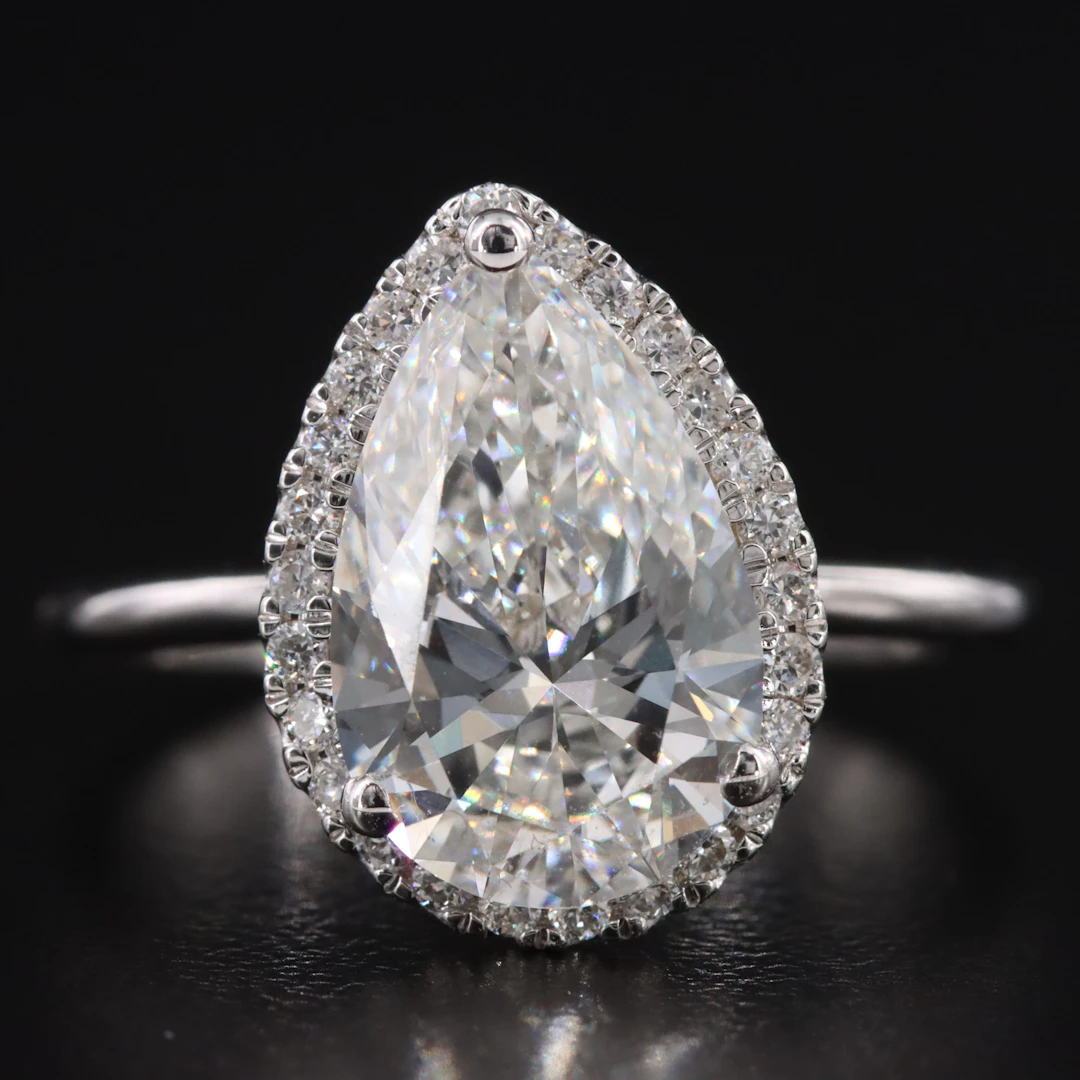 14K 3.20 CTW Lab Grown Diamond Ring with Online IGI Report