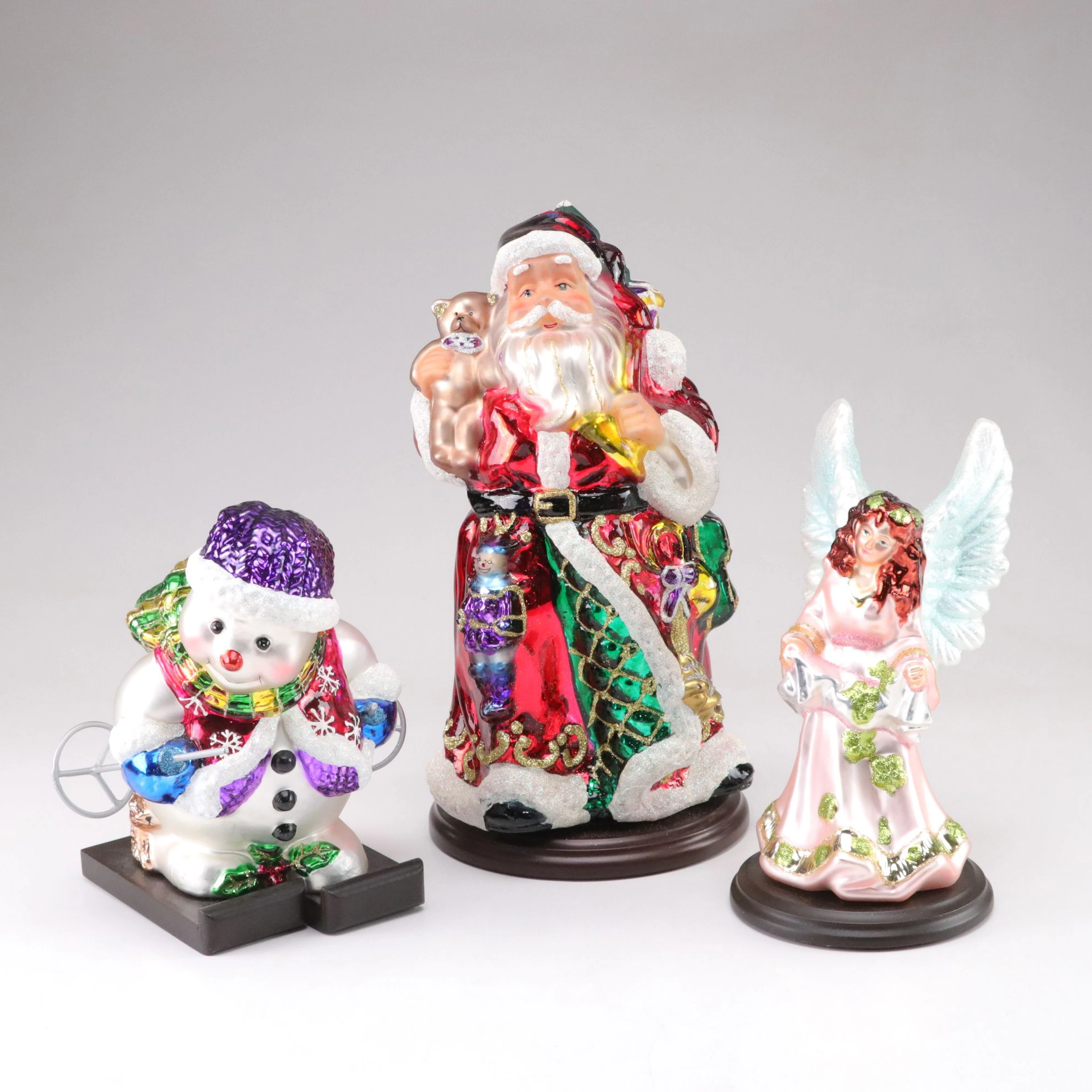 Thomas Pacconi Classics Blown Glass Figurines on Wooden Bases