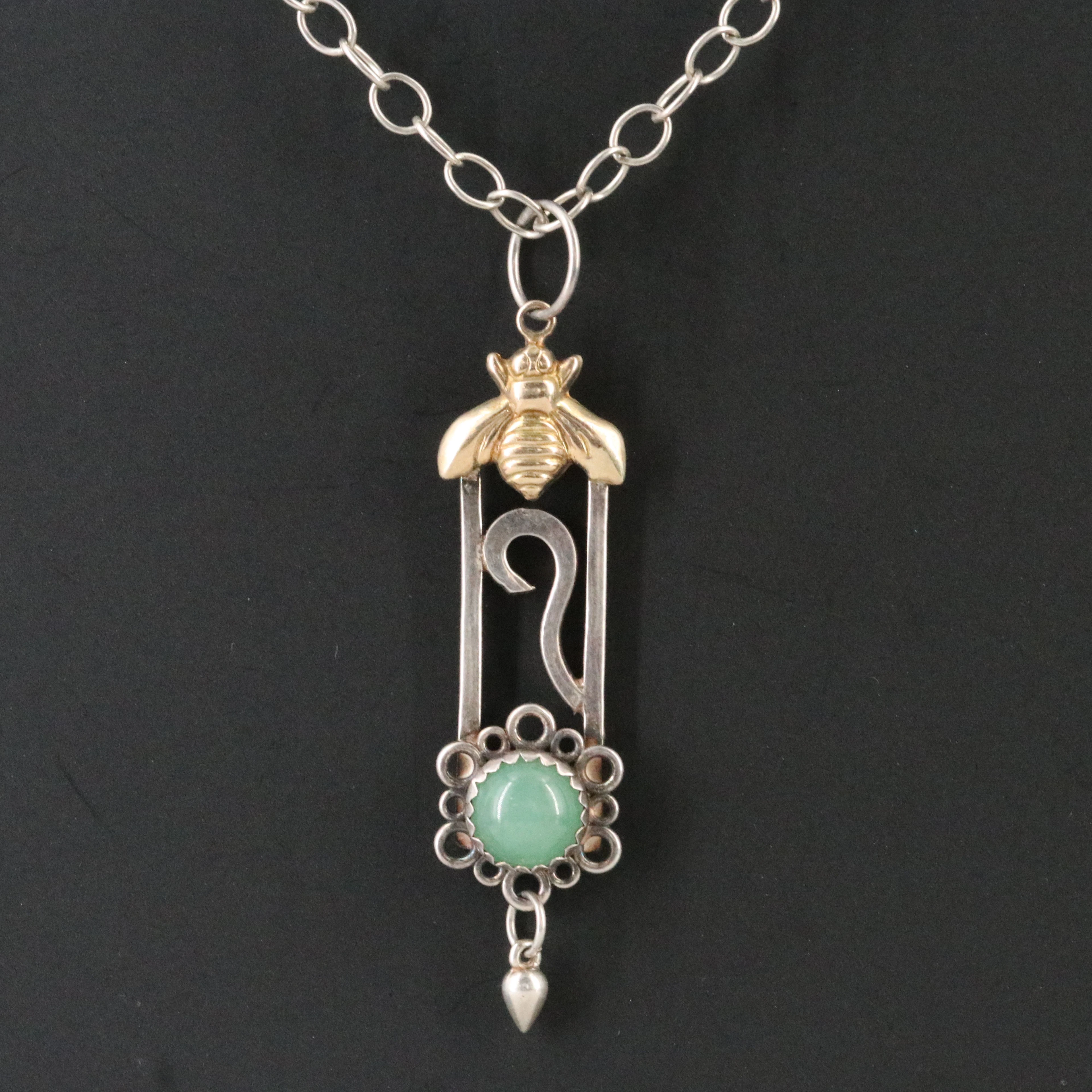 Sterling Aventurine Bee Openwork Pendant Necklace