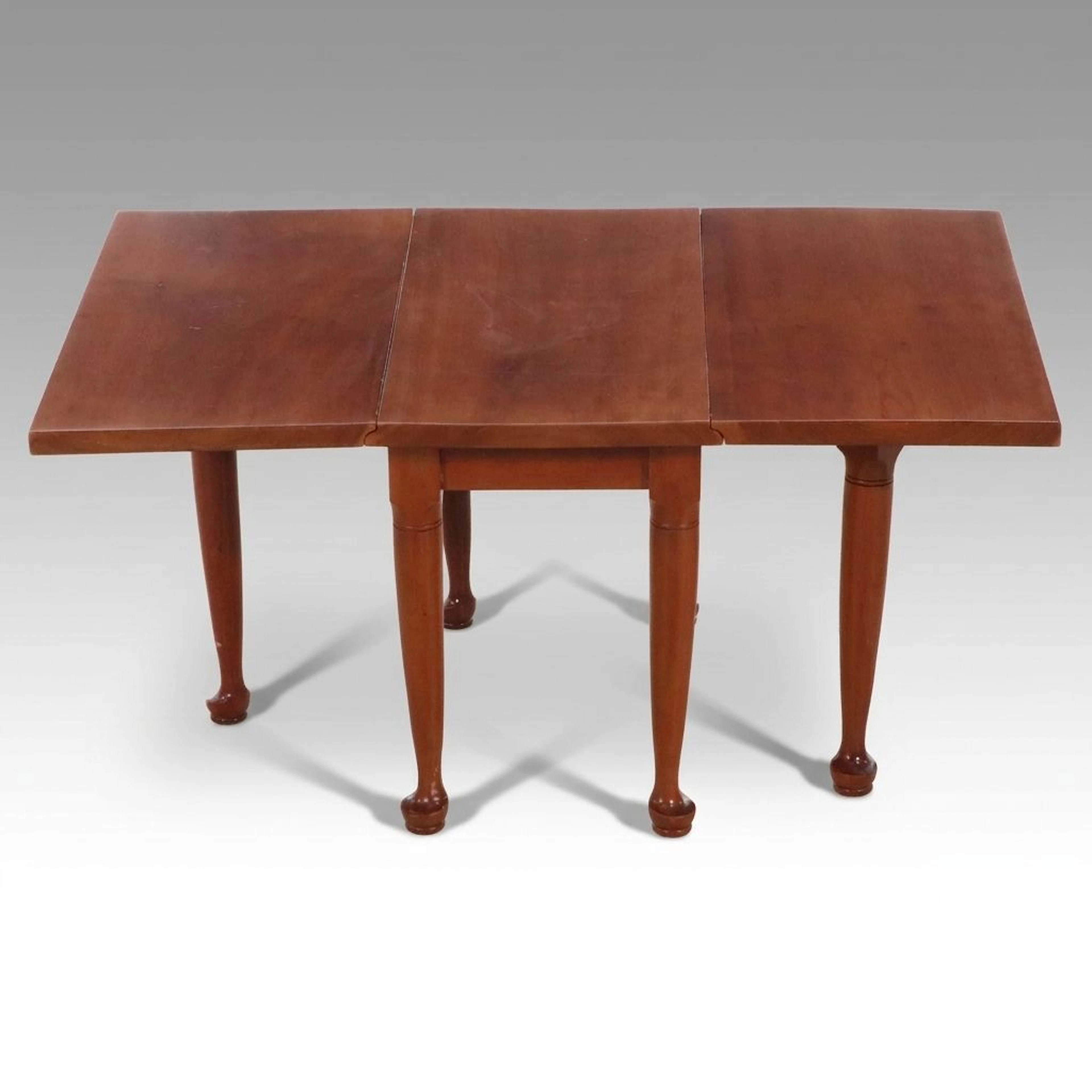 Country Chippendale Style Cherry Drop Leaf Side Table, Early to Mid-20th
