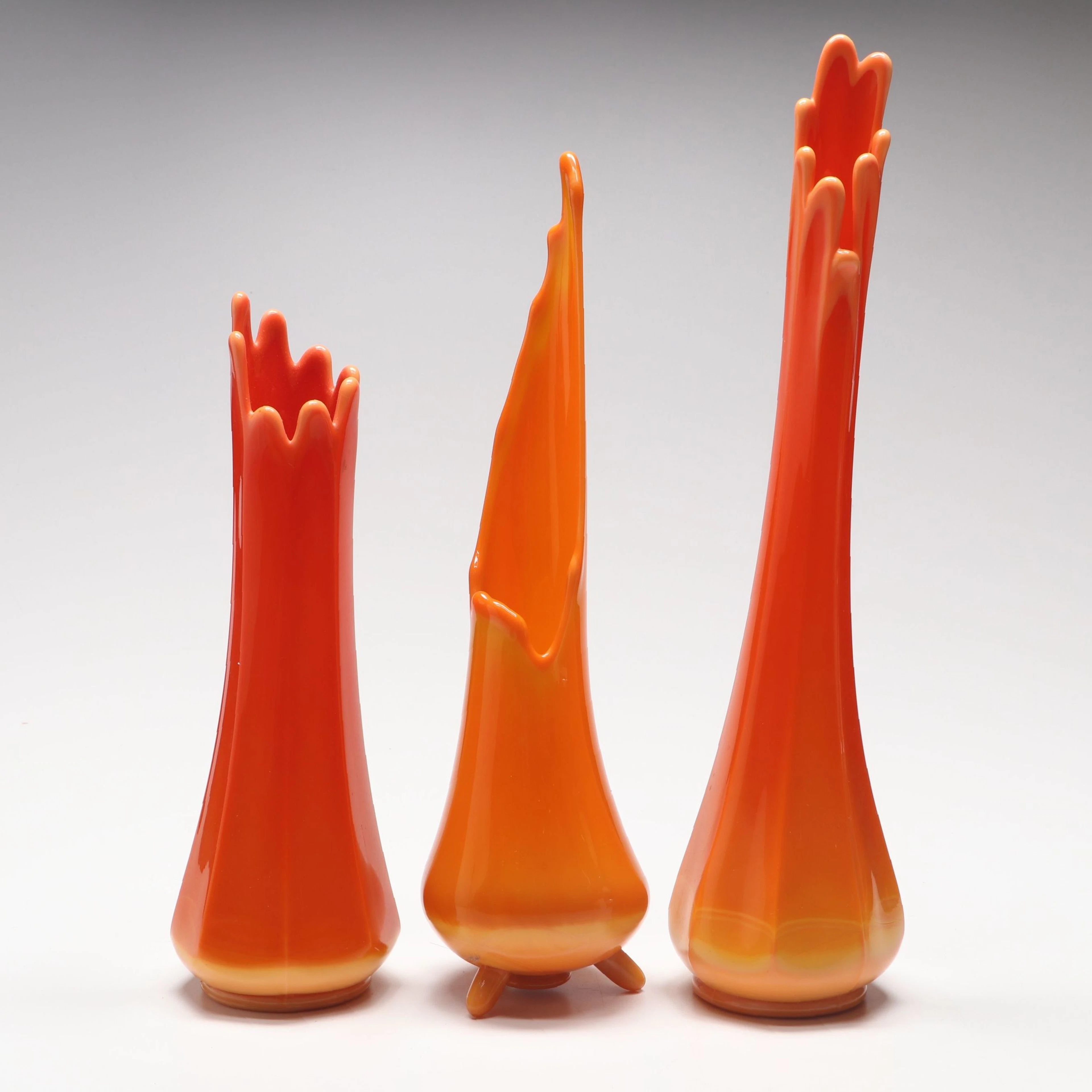 MCM L. E. Smith Style "Bittersweet" Swung Glass Vases, Vintage
