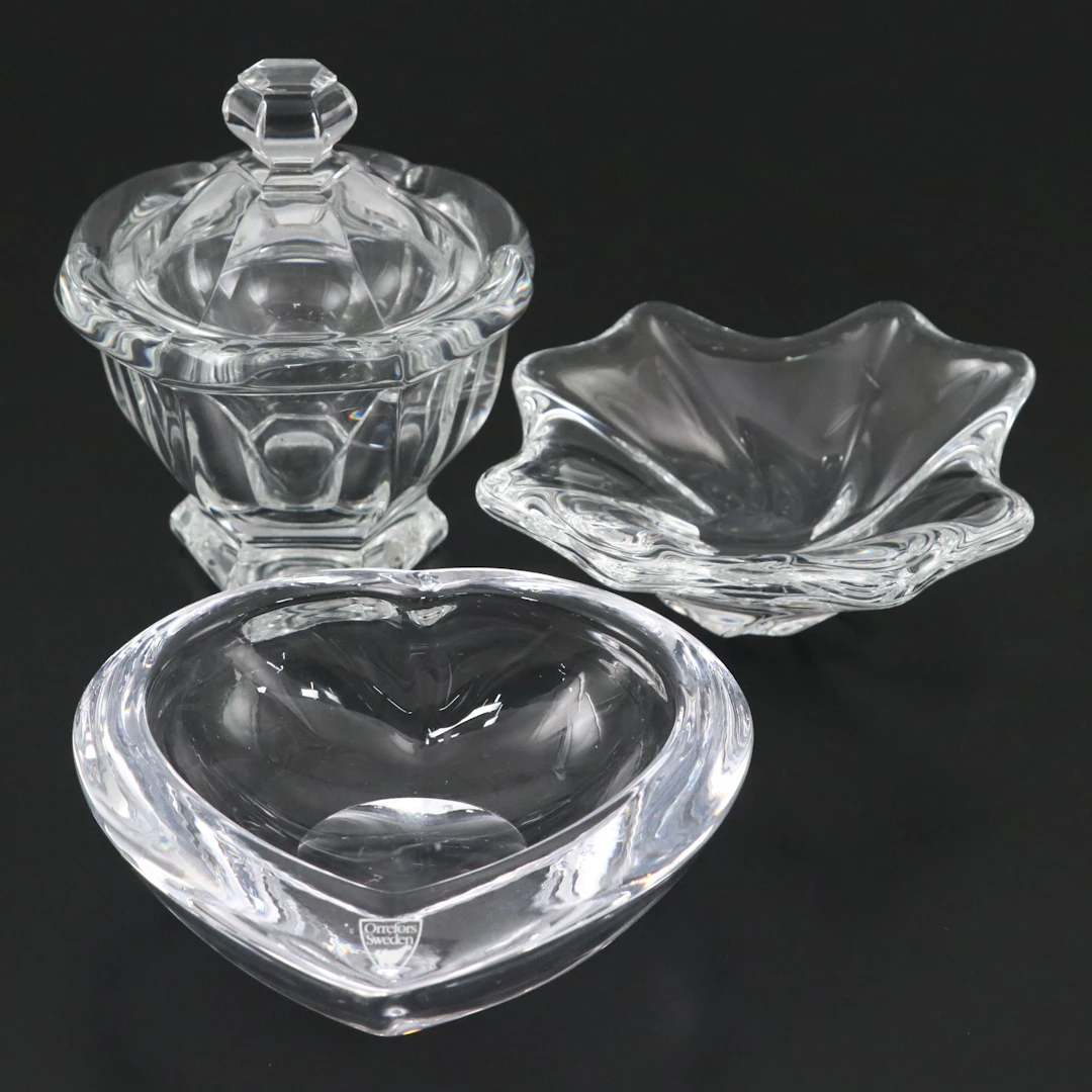 Baccarat "Bretagne" Crystal Jar with More Cut Crystal Table Accessories