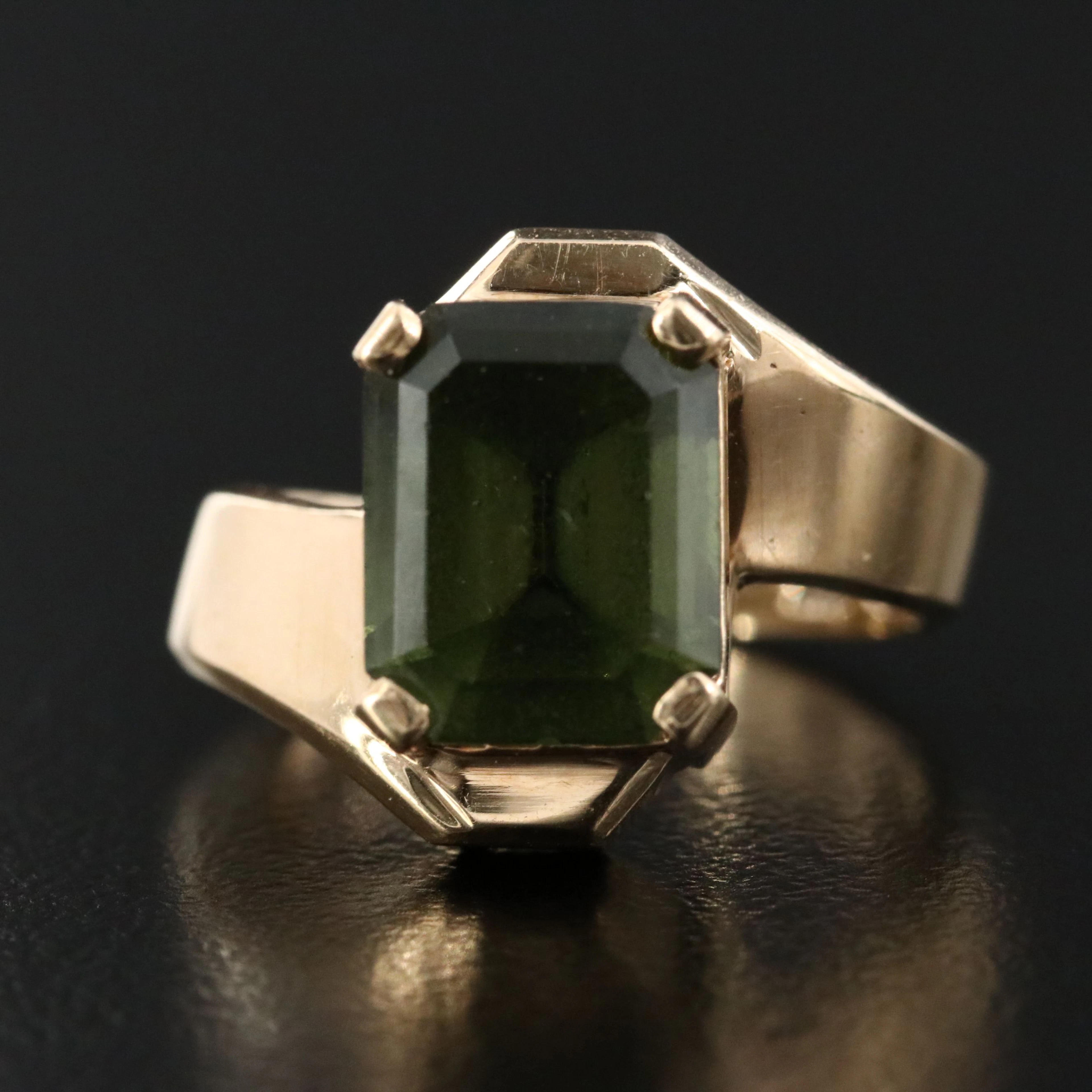 10K Moldavite Solitaire Ring