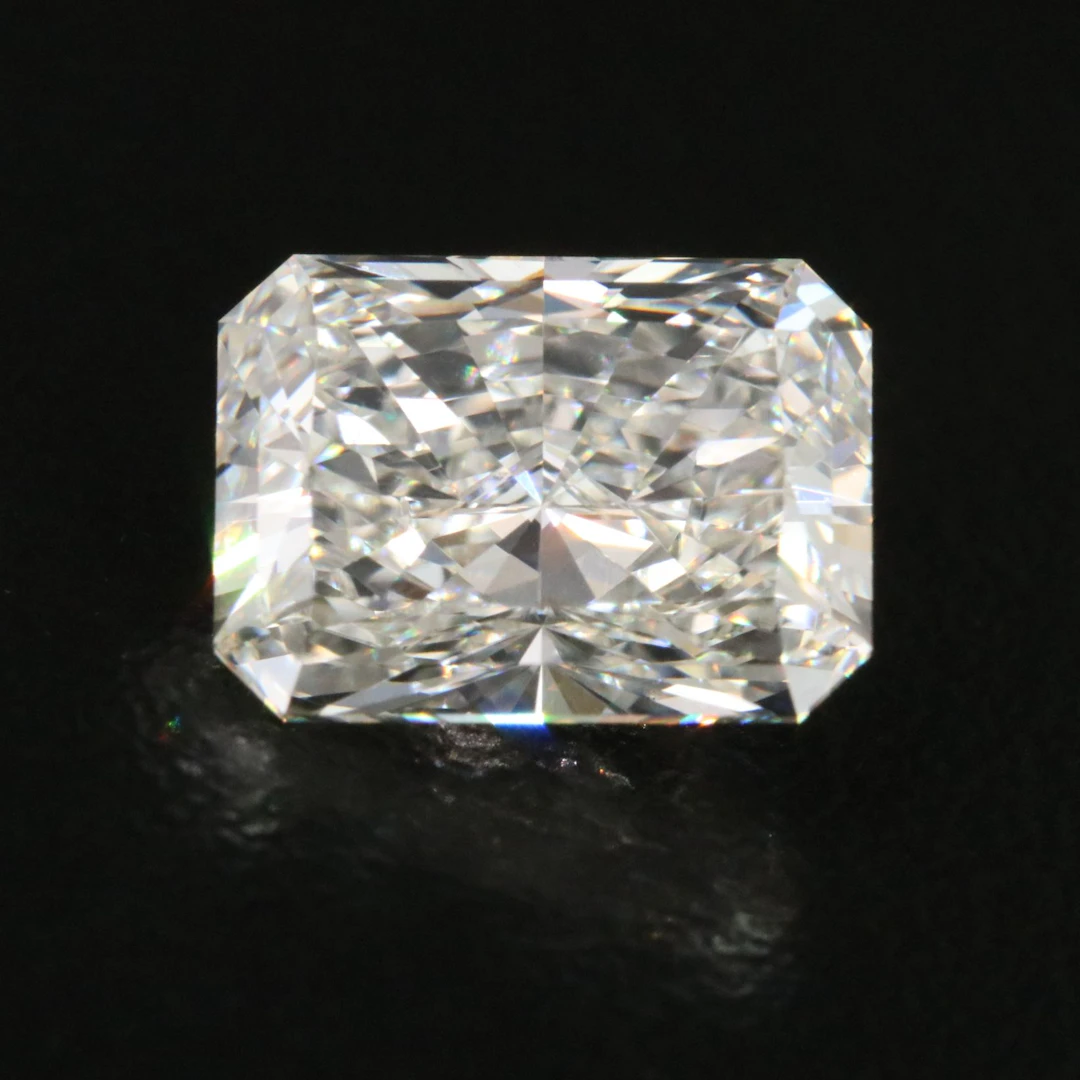 Loose 2.88 CT Lab Grown Diamond with IGI Report