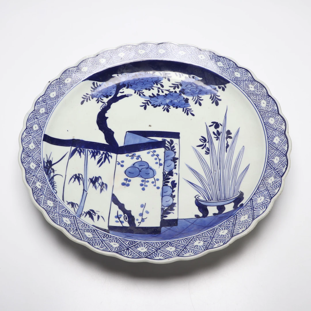 Chinese Export Blue on White Porcelain Round Tray, Late 19th C.