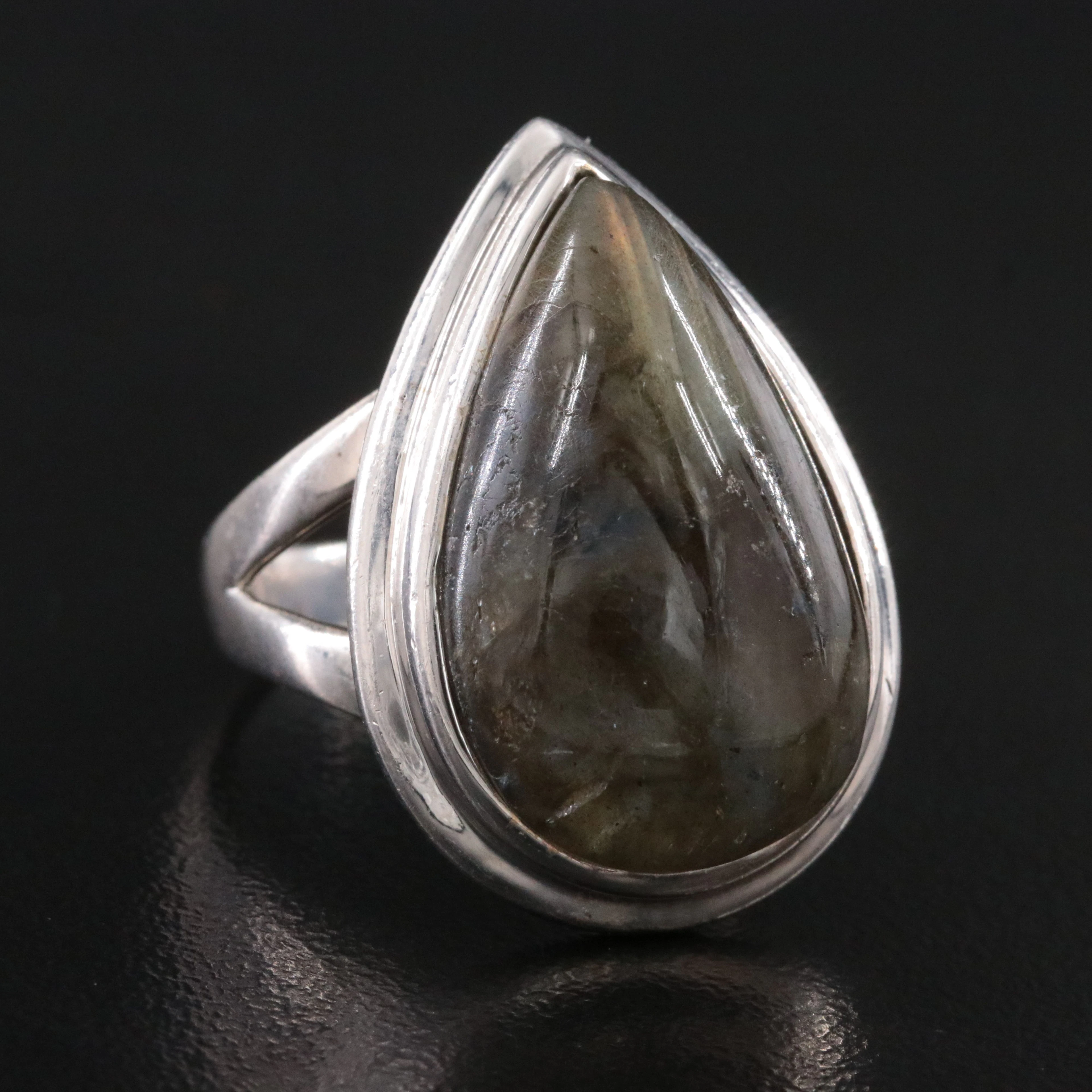Sterling Teardrop Labradorite Ring