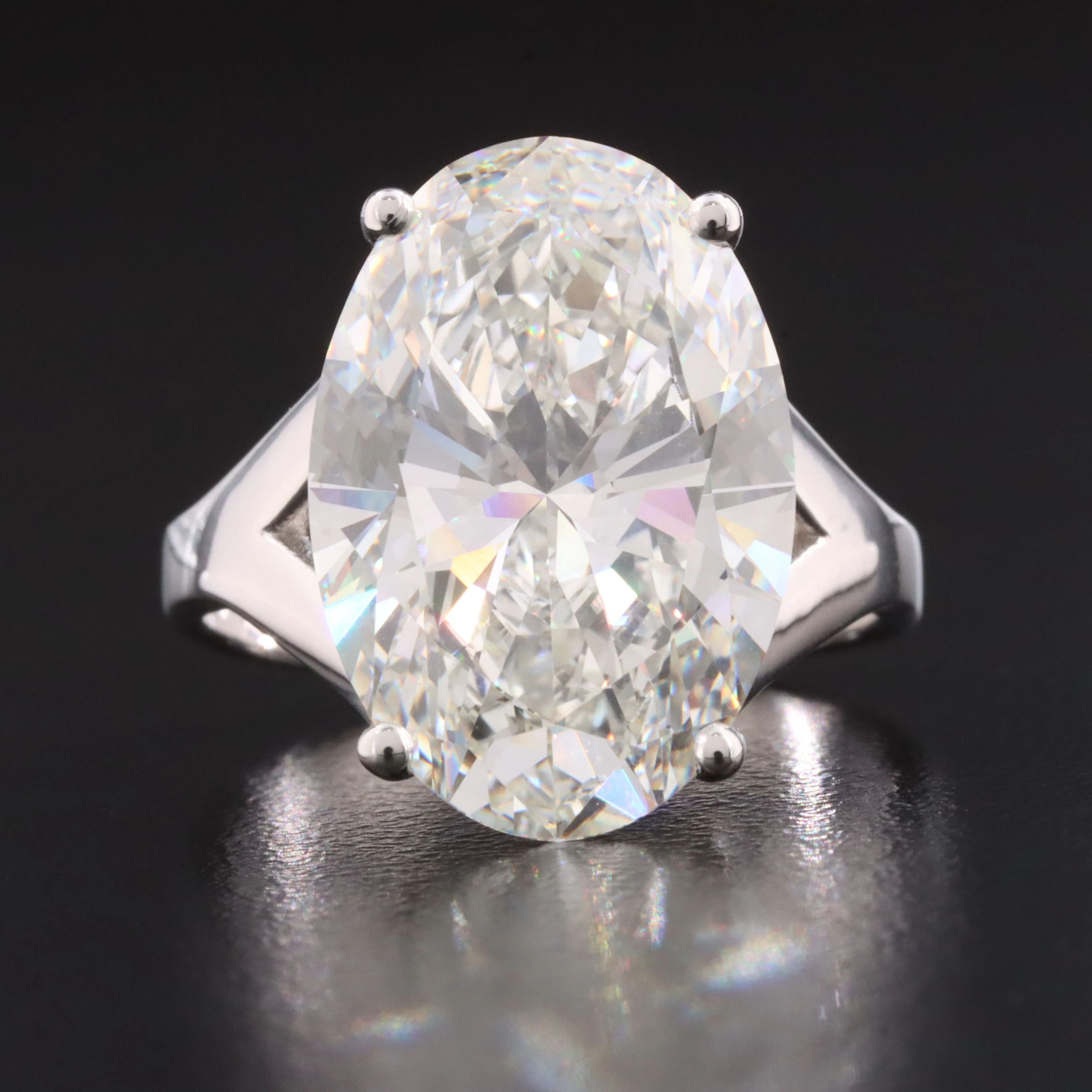 14K 10.64 CT Lab Grown Diamond Solitaire Ring with IGI Report