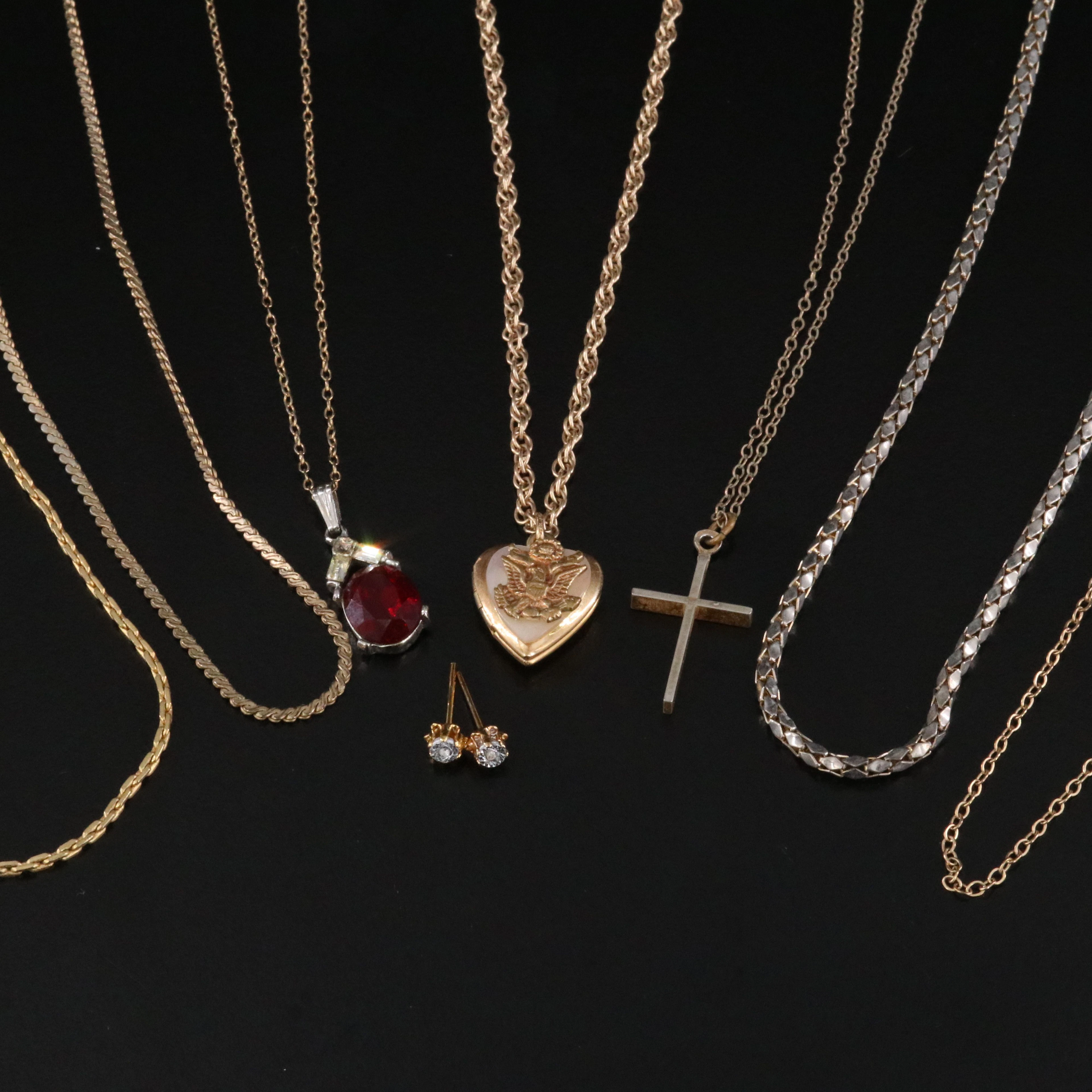 United States Seal Heart Locket Featured in Jewelry Collection