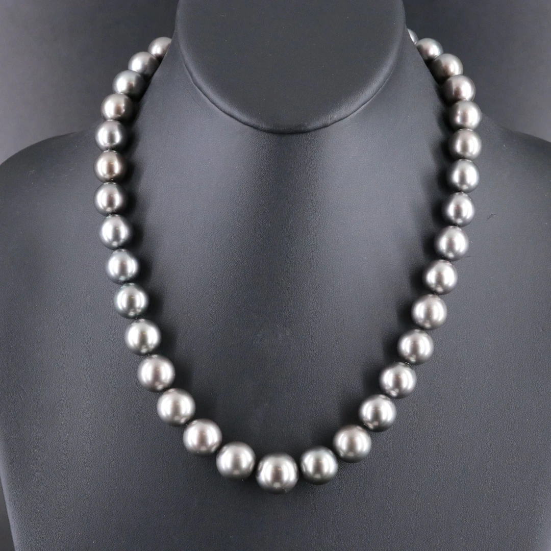 18K Pearl Necklace with Diamond Accented Clasp