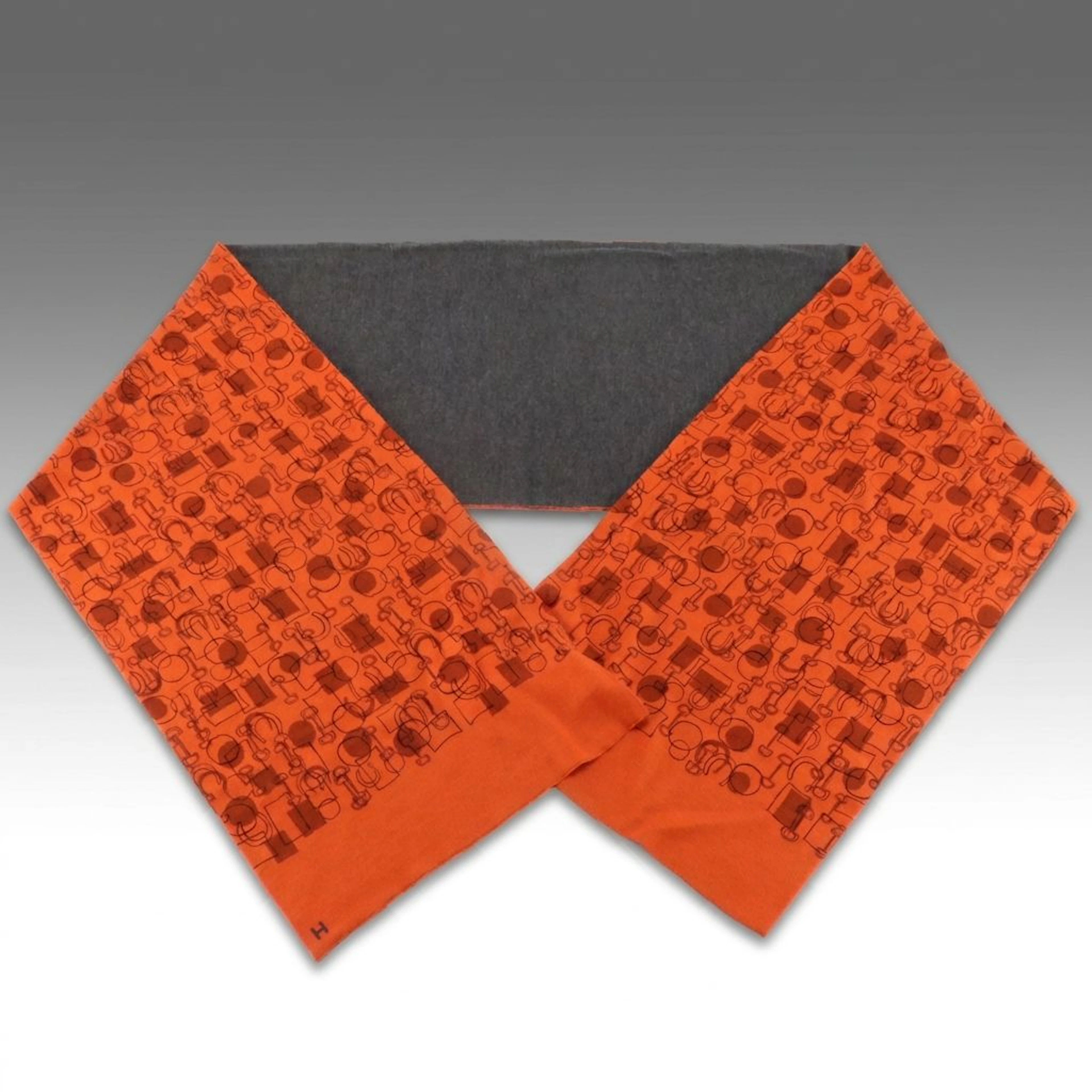 Hermès Horsebit Motif Double-Face Knit Scarf in Cashmere/Silk Blend with Box