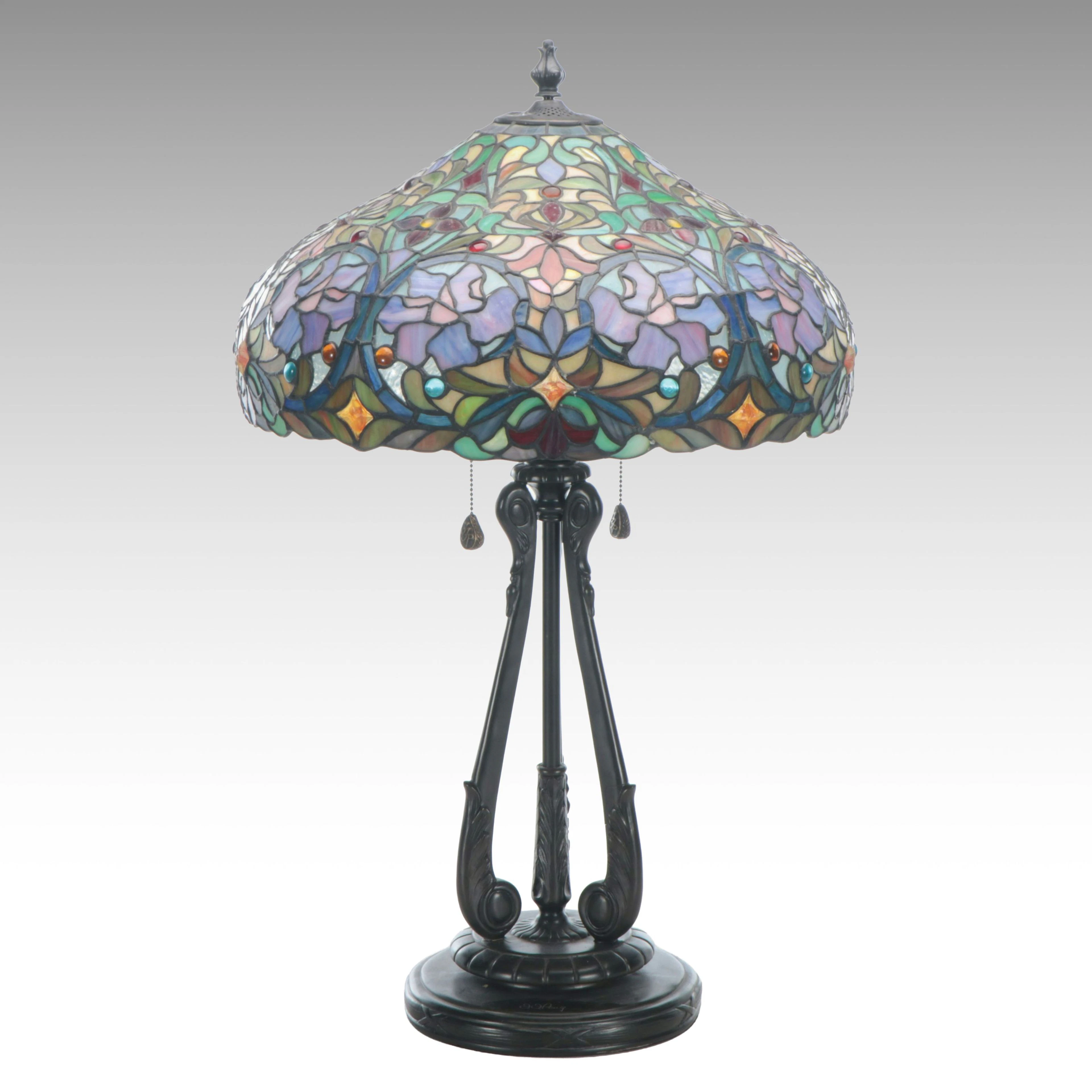 J.J. Peng Victorian Style Table Lamp with Mosaic Slag Glass Shade