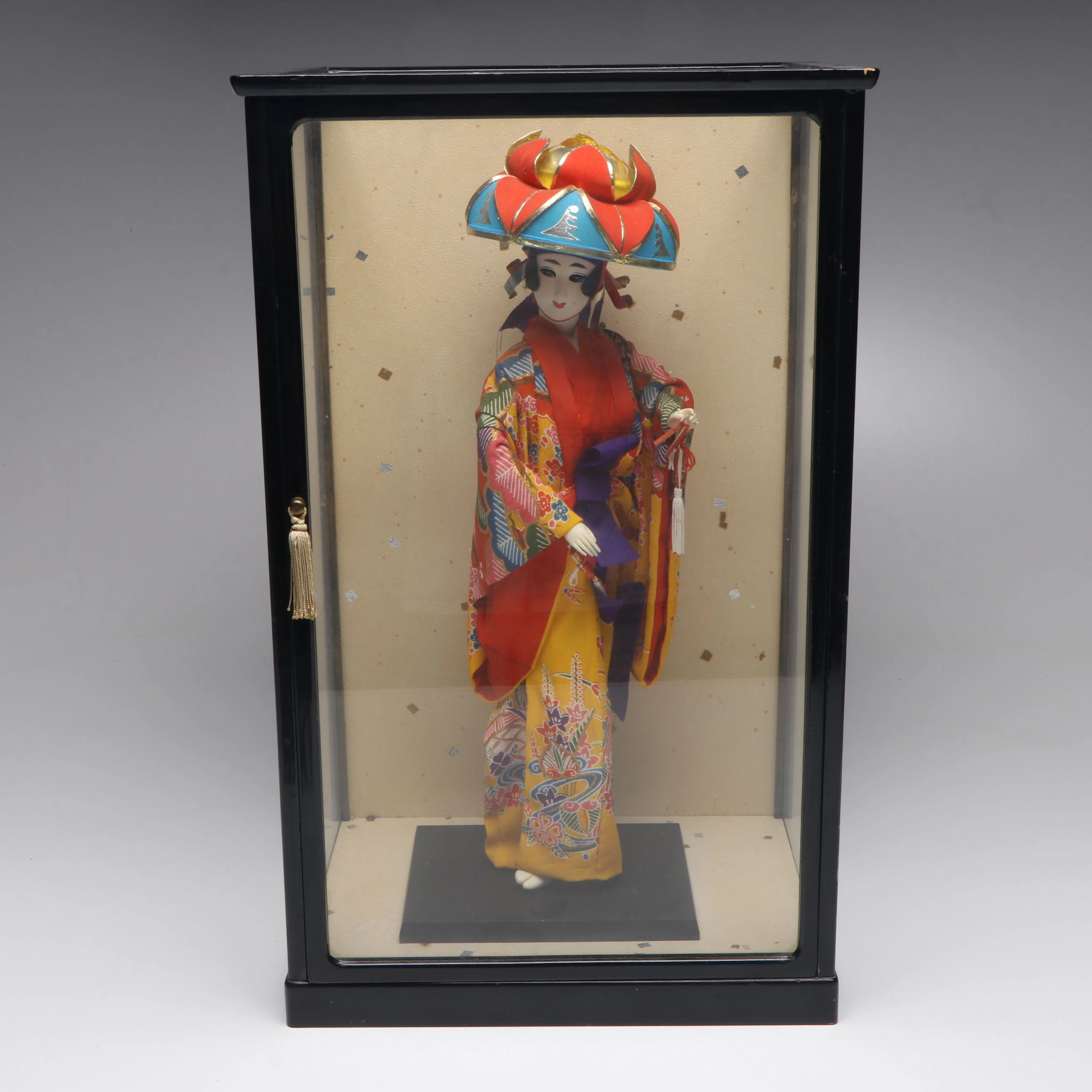 Japanese Folk Art Souvenir Ryukyuan Dancer Doll