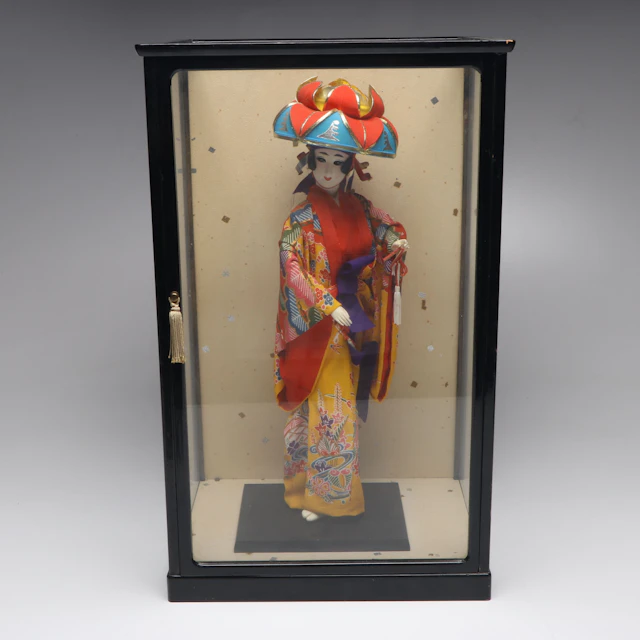 Japanese Folk Art Souvenir Ryukyuan Dancer Doll
