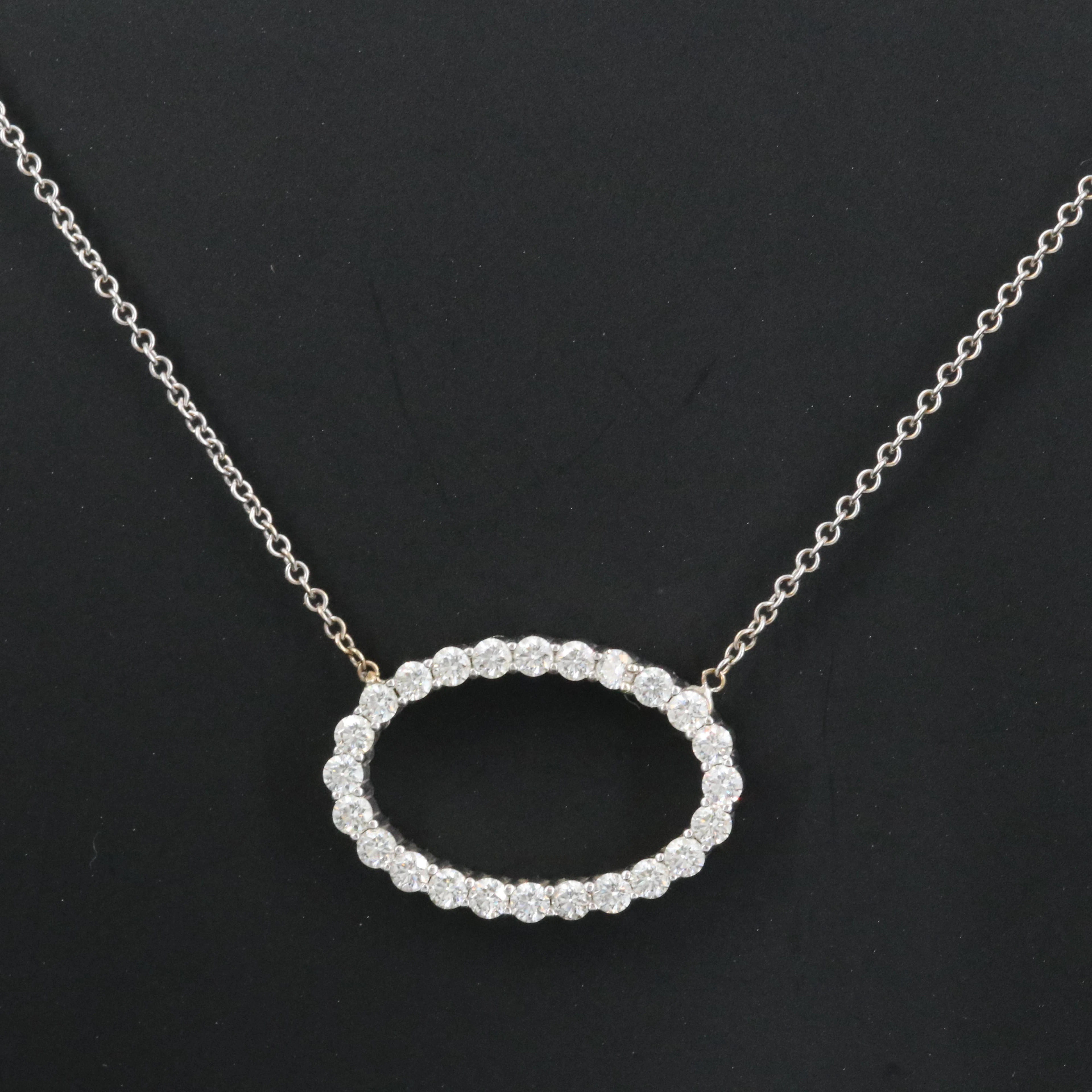 Hearts on Fire 18K Diamond Oval Pendant Necklace
