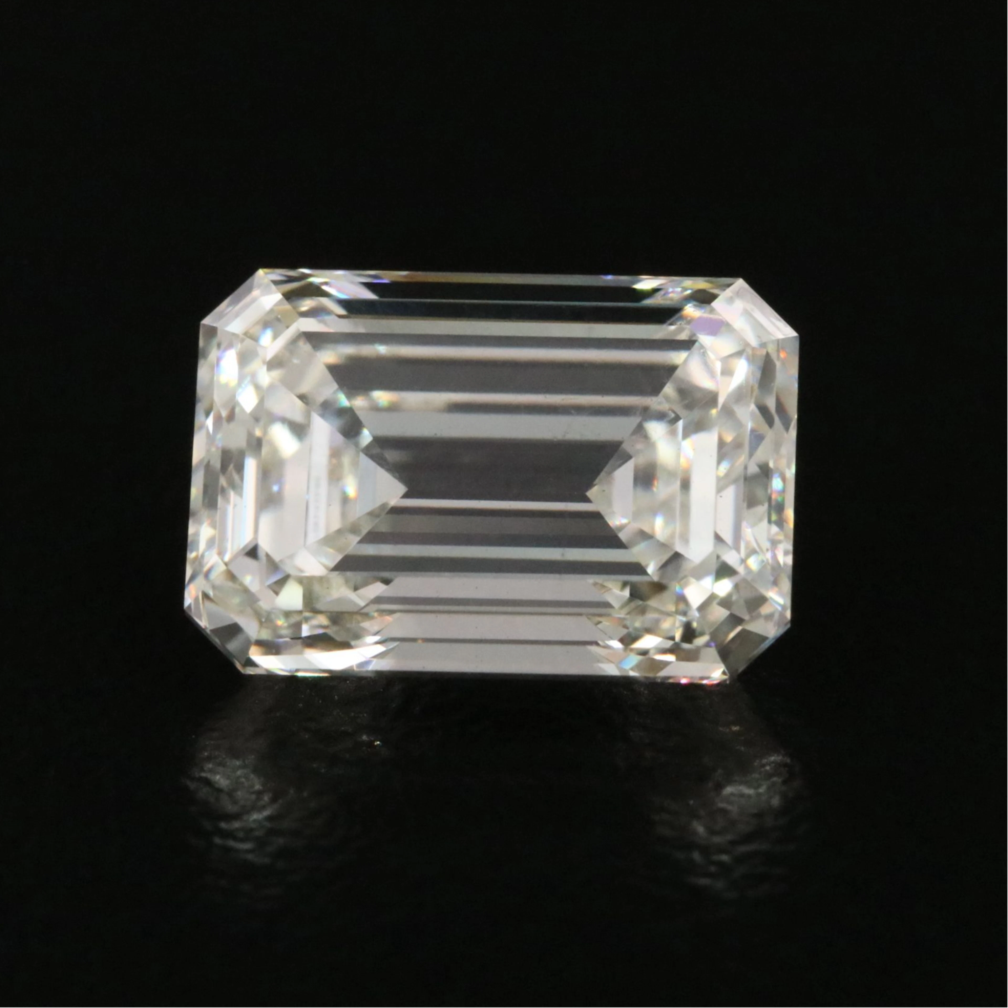 Loose 4.77 CT Lab Grown Diamond with IGI Report