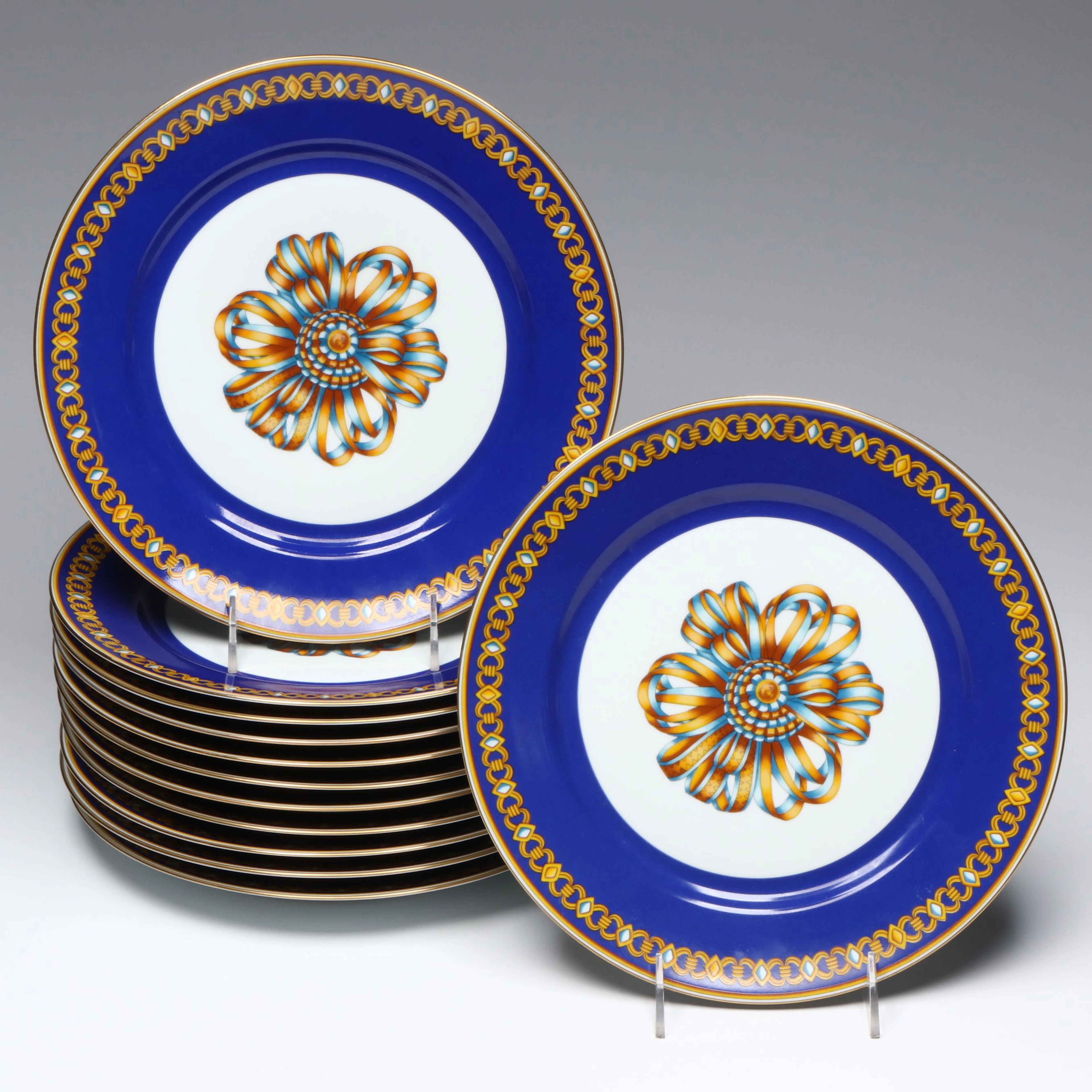 Hermès "Cocarde de Soie" Porcelain Dinner Plates