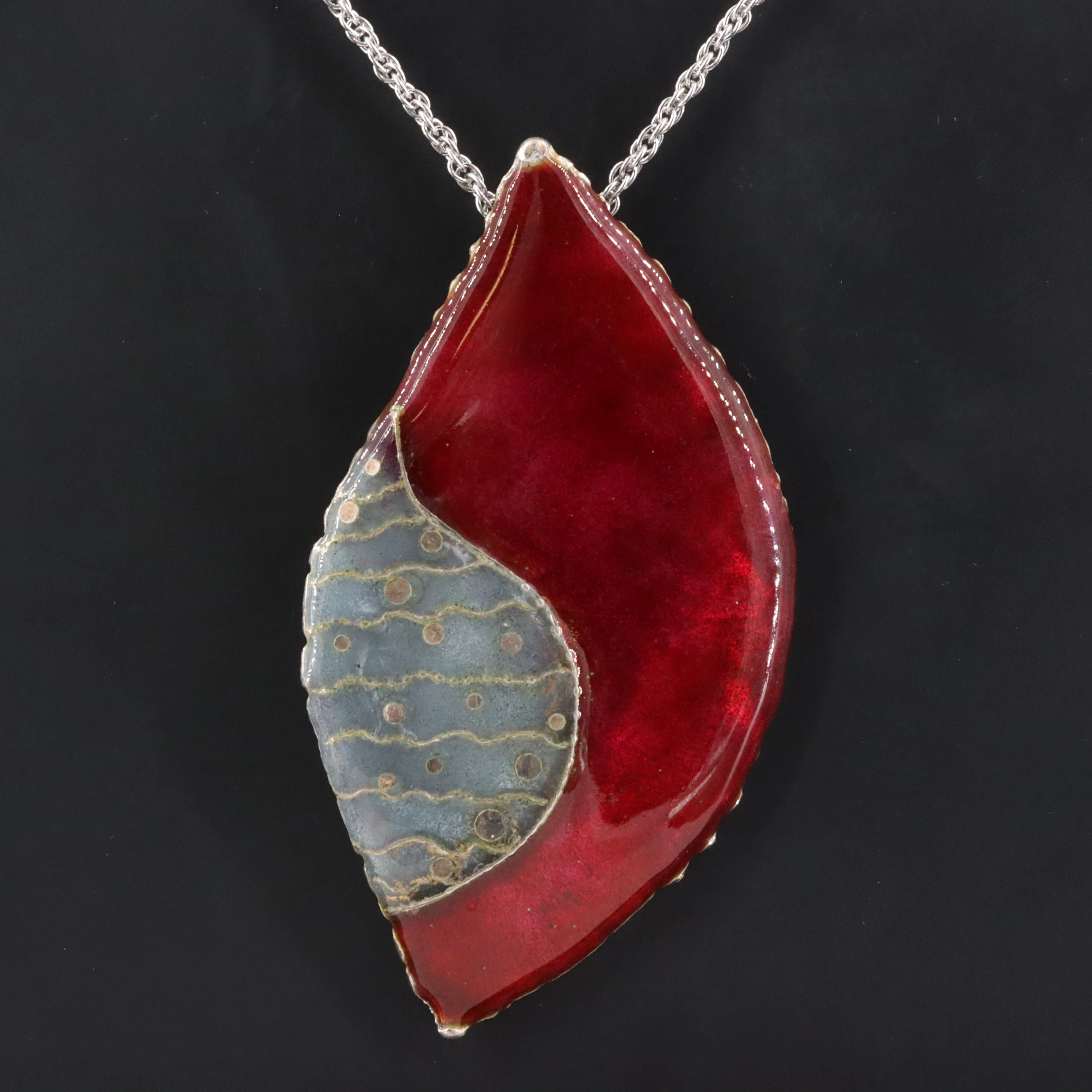 Hiromi Art Co. Cloisonné Enamel Pendant Necklace