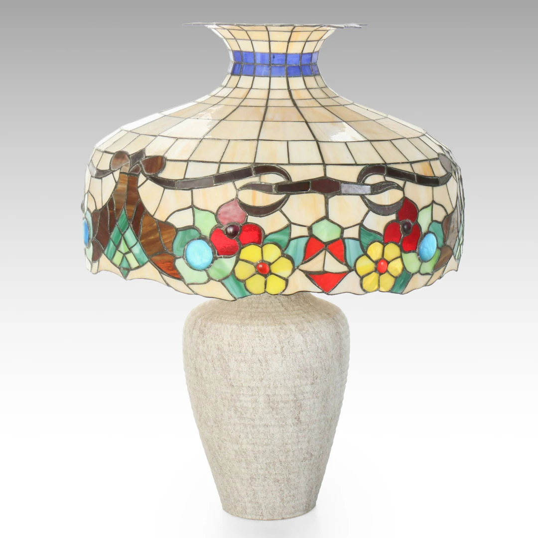 Ribbed Ceramic and Floral Stained Glass Table Lamp