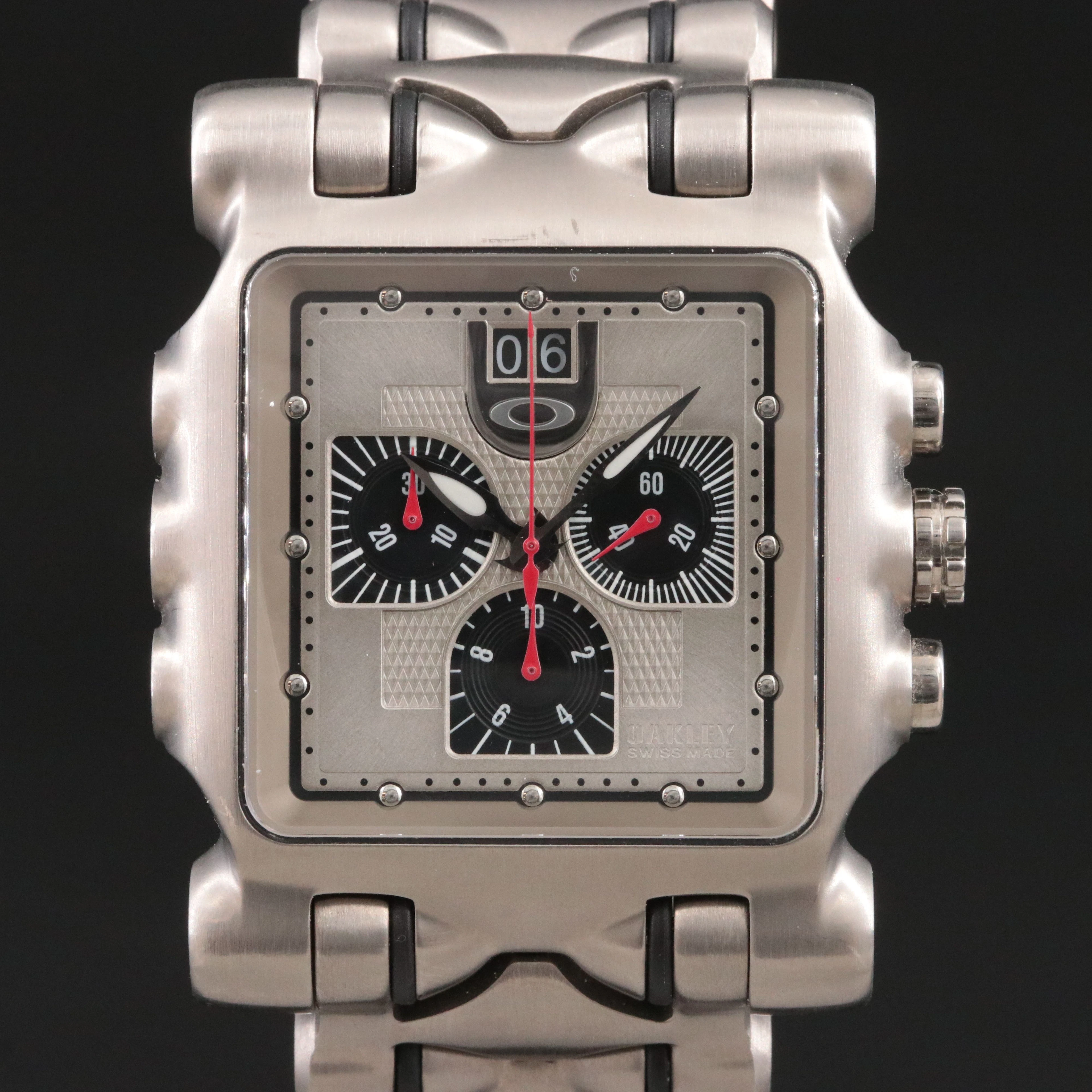 Oakley Minute Machine Titanium Swiss Quartz Chronograph Watch
