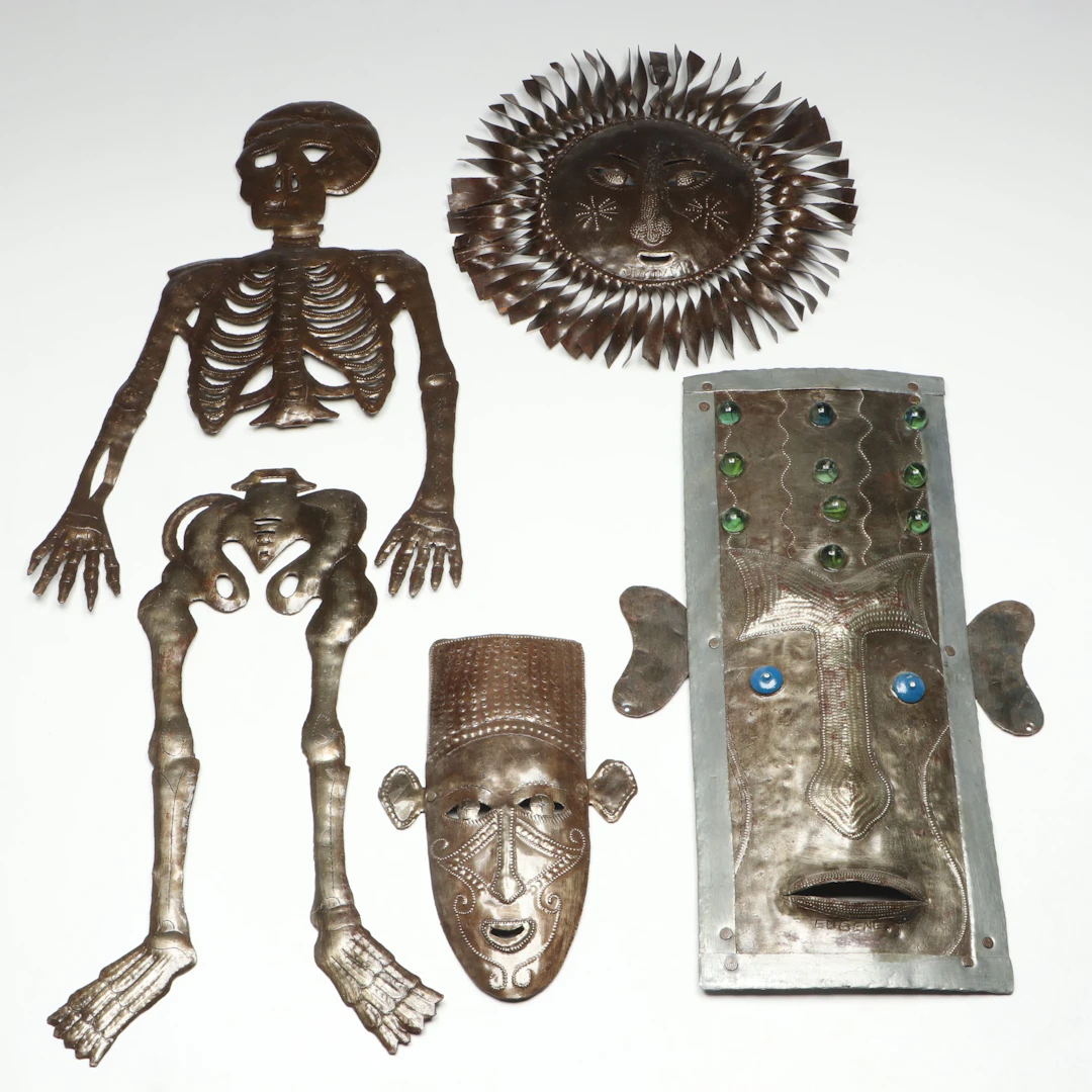 American Folk Art Sun with Face Metal Wall Décor with Others