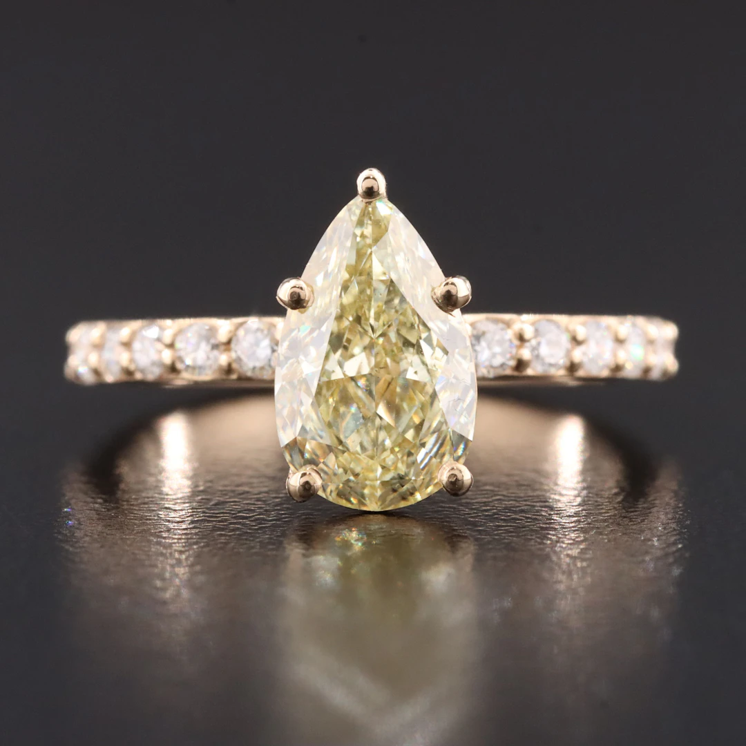 14K 2.41 CTW Lab Grown Ring with Fancy Yellow Center and IGI Report