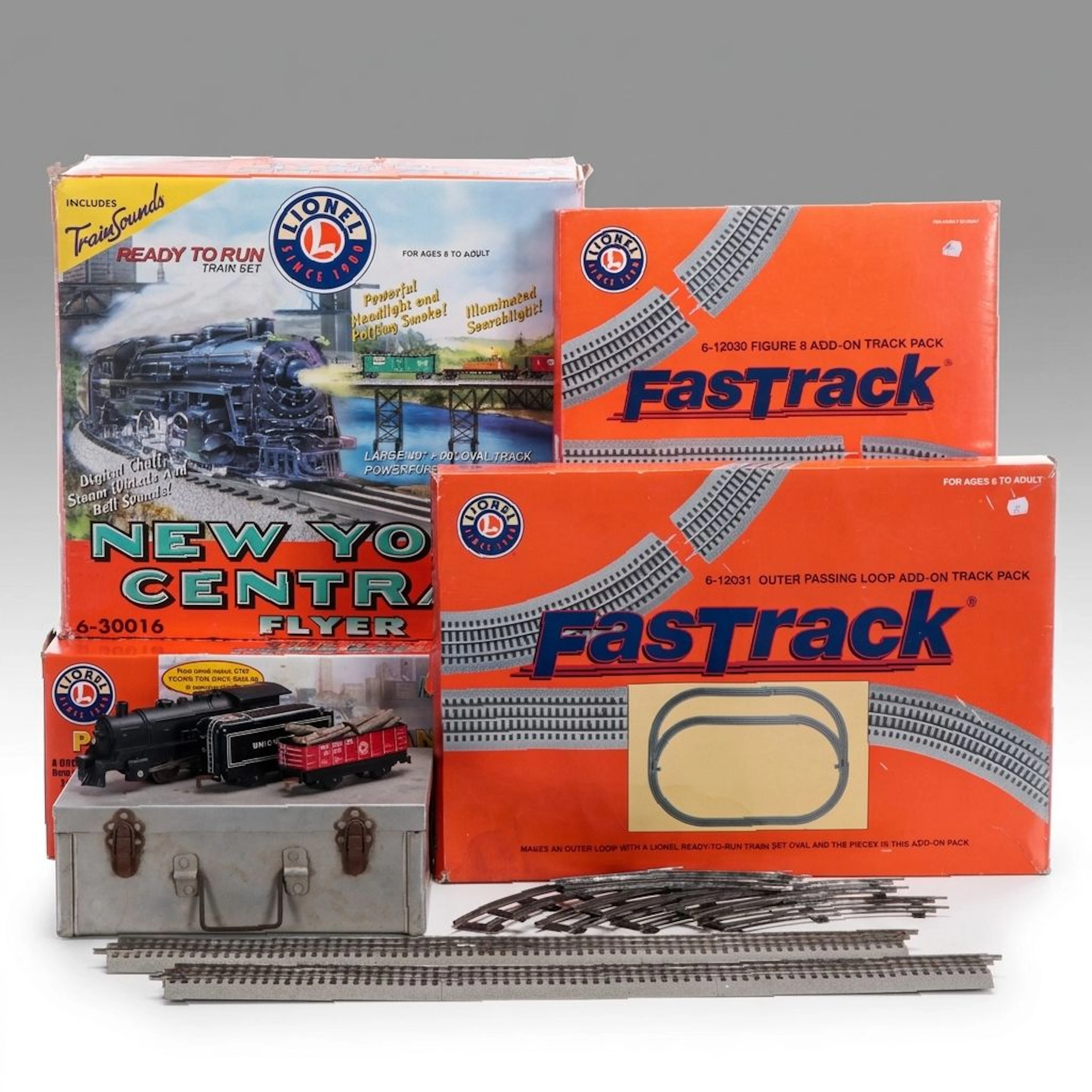 Lionel "New York Central Flyer" O Gauge Train Set with Add-Ons and Accessories