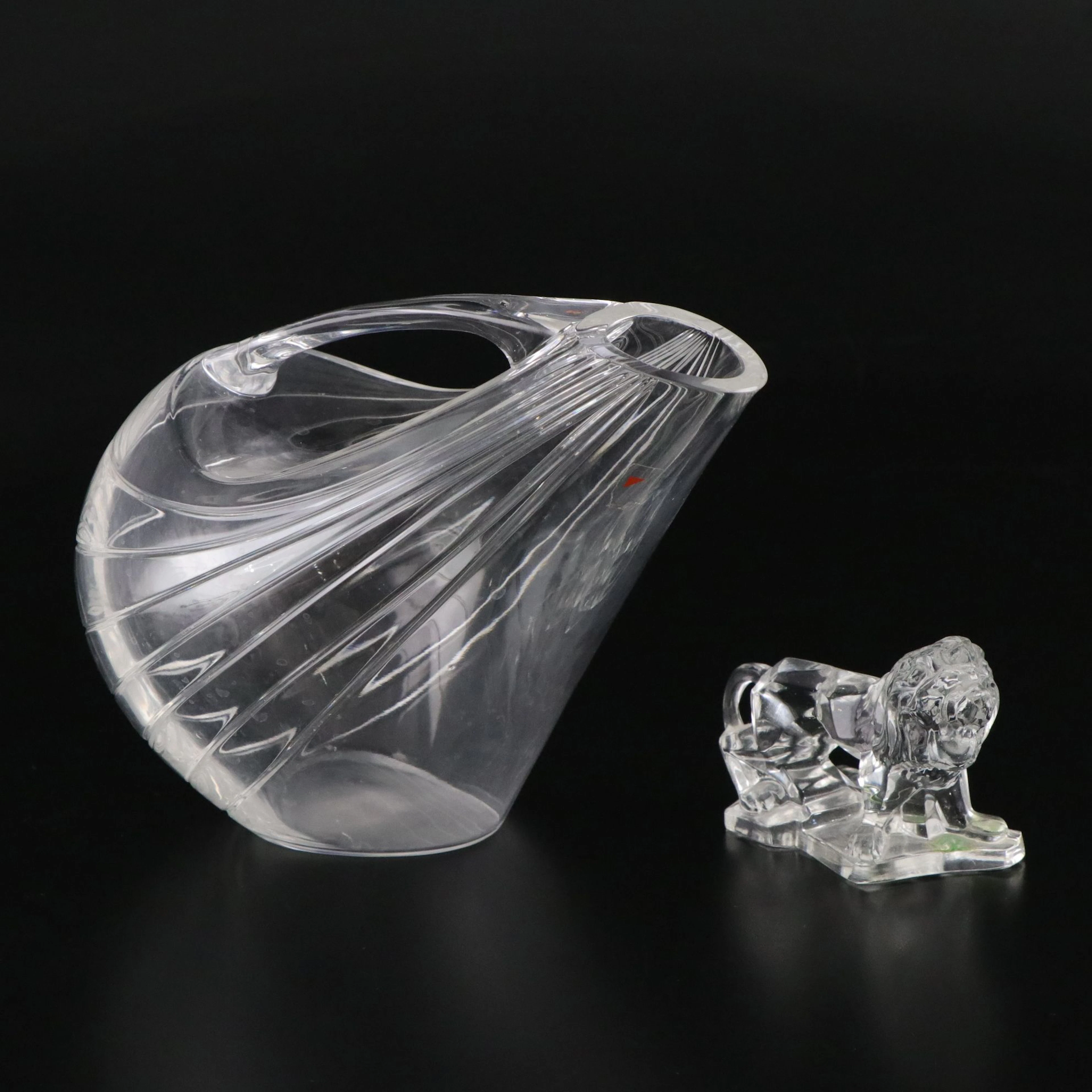 Colle "Askos" Crystal Pitcher with Krystal Kolor "Roaring Lion" Figurine