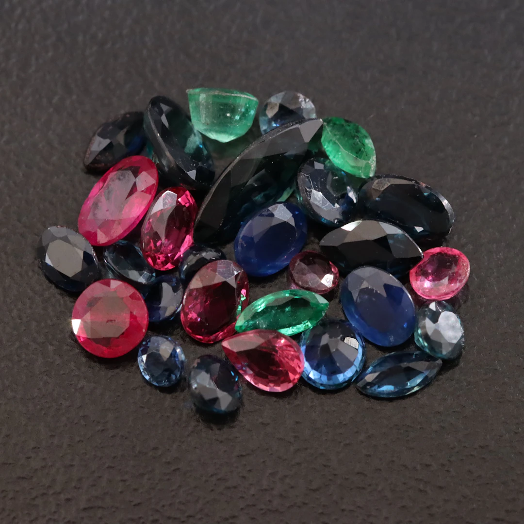Loose 5.24 CTW Emerald, Ruby and Sapphire Lot