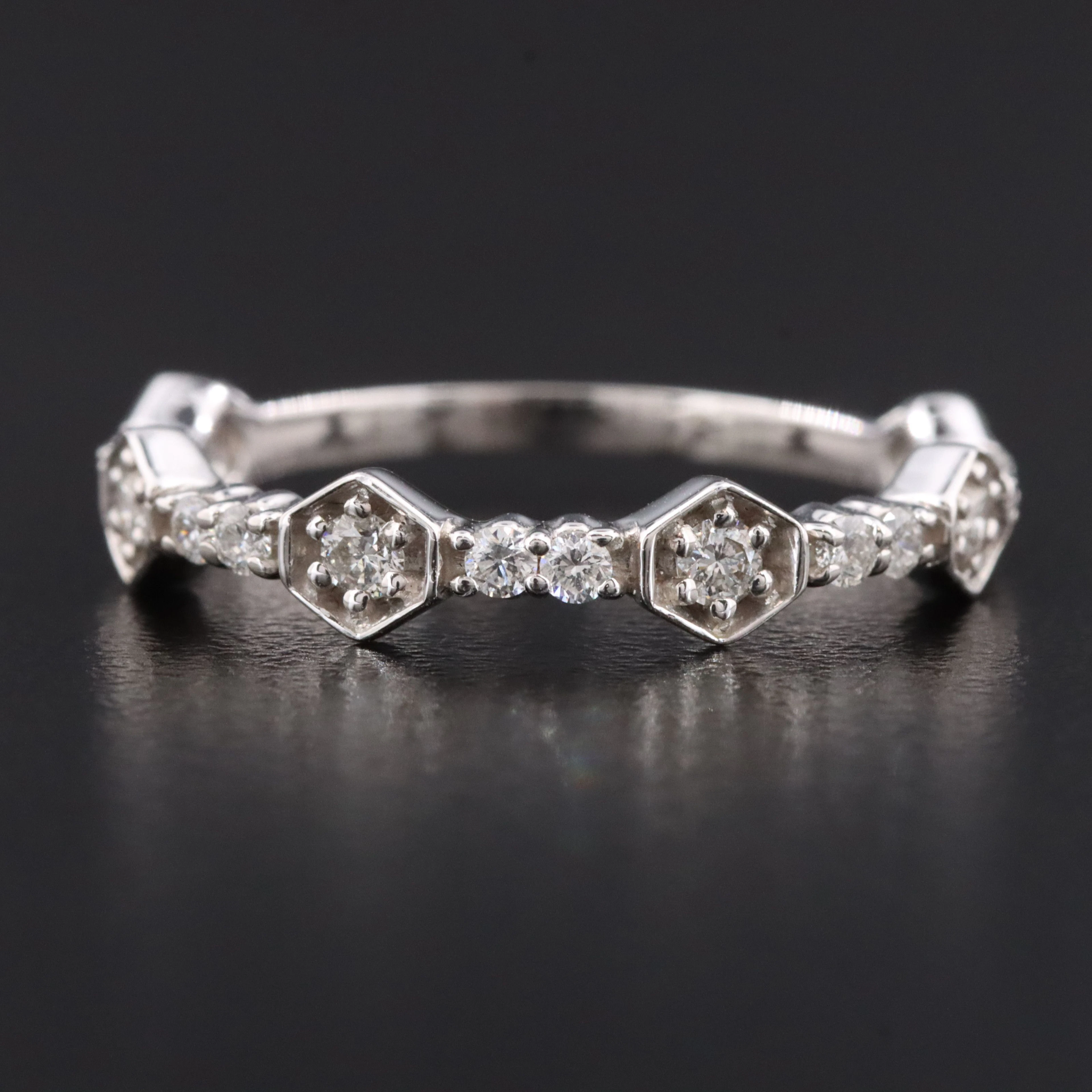 18K 0.36 CTW Diamond Band