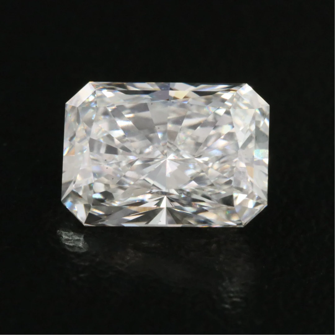 Loose 1.90 CT Lab Grown Diamond with IGI Report