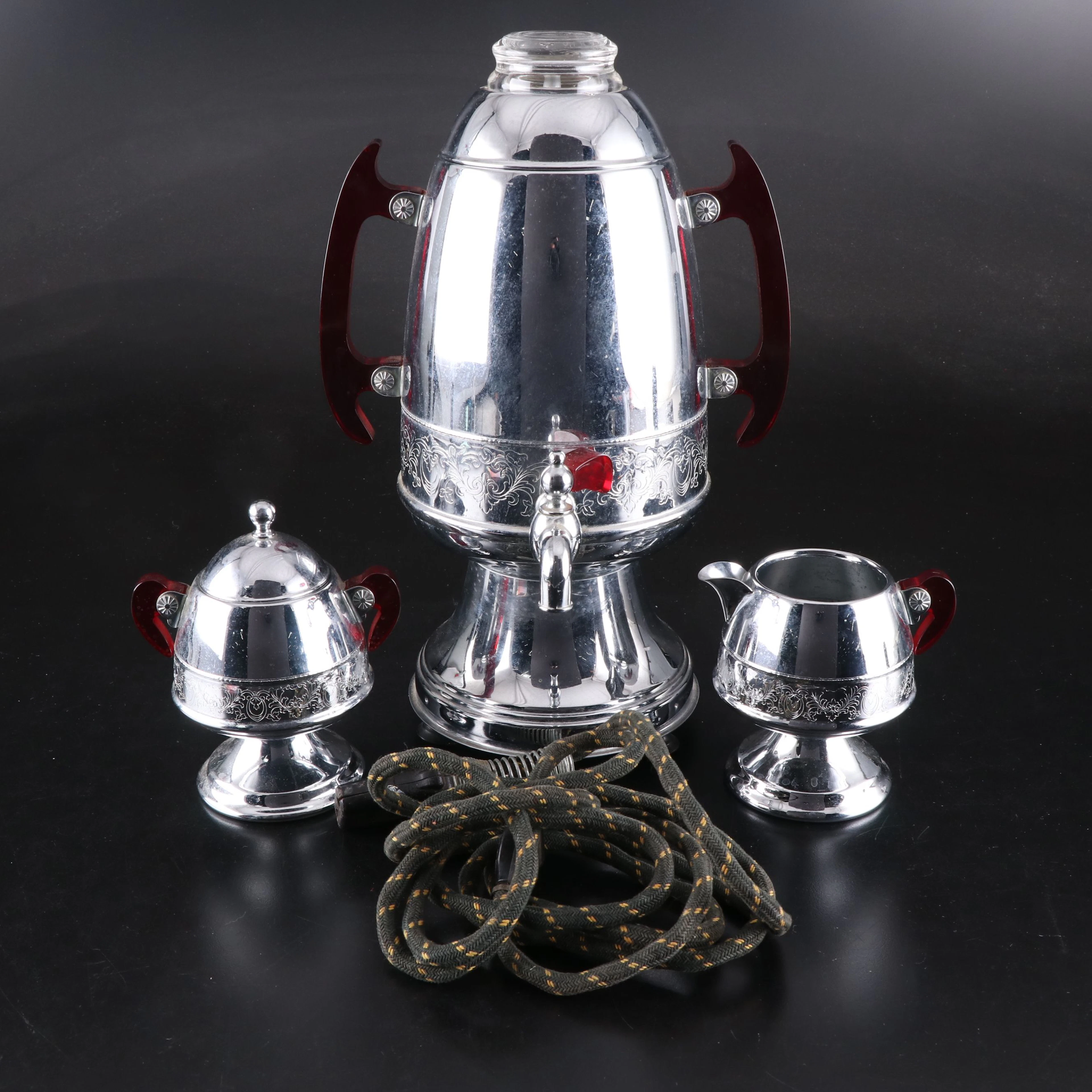 United Art Deco Rocket Style Percolator Coffee Set with Red Bakelite Handles