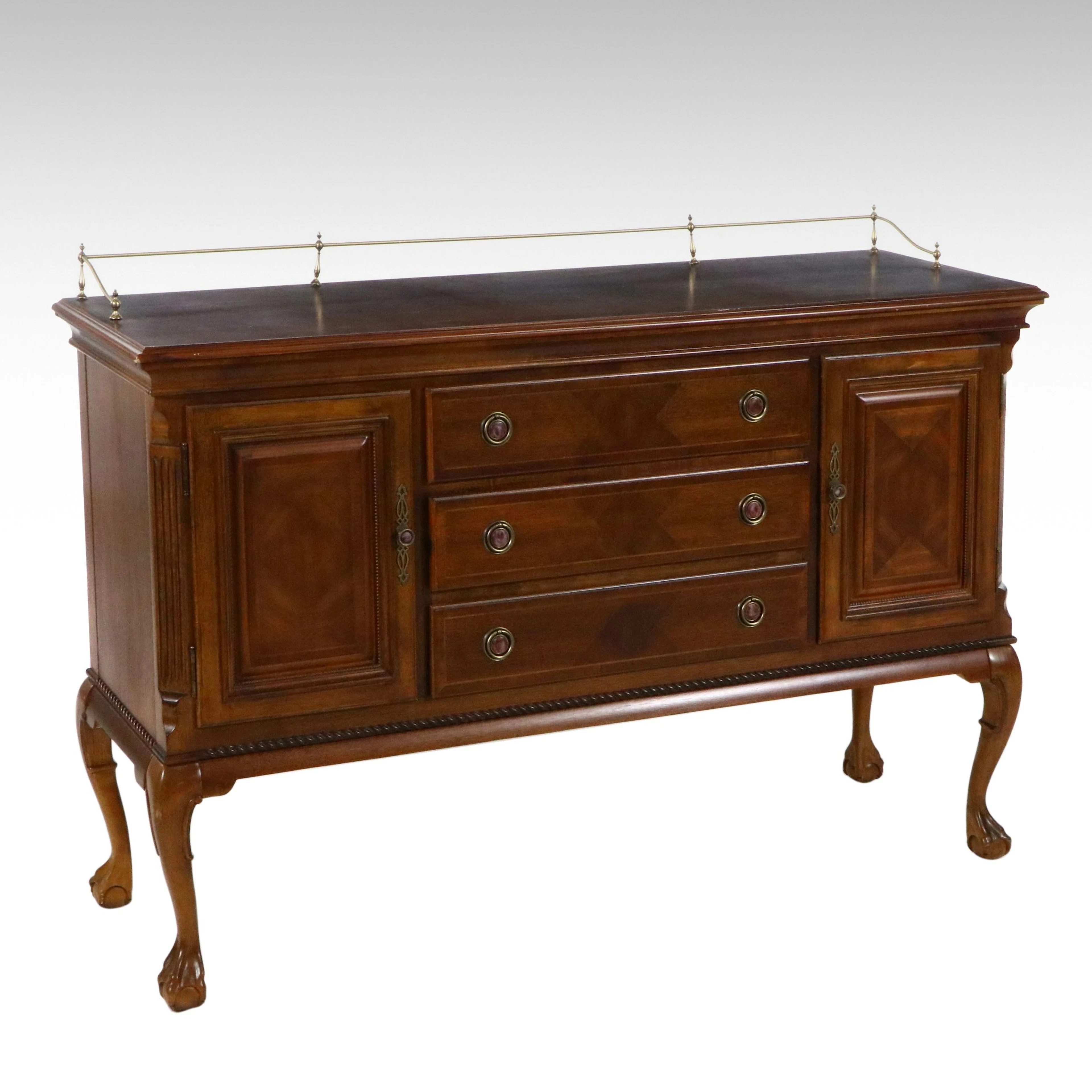 Stanley Furniture Chippendale Style Mahogany Finish Buffet