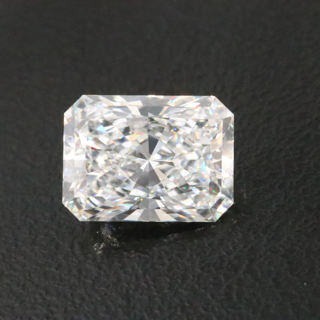 Loose 3.10 CT Lab Grown Diamond with IGI Report