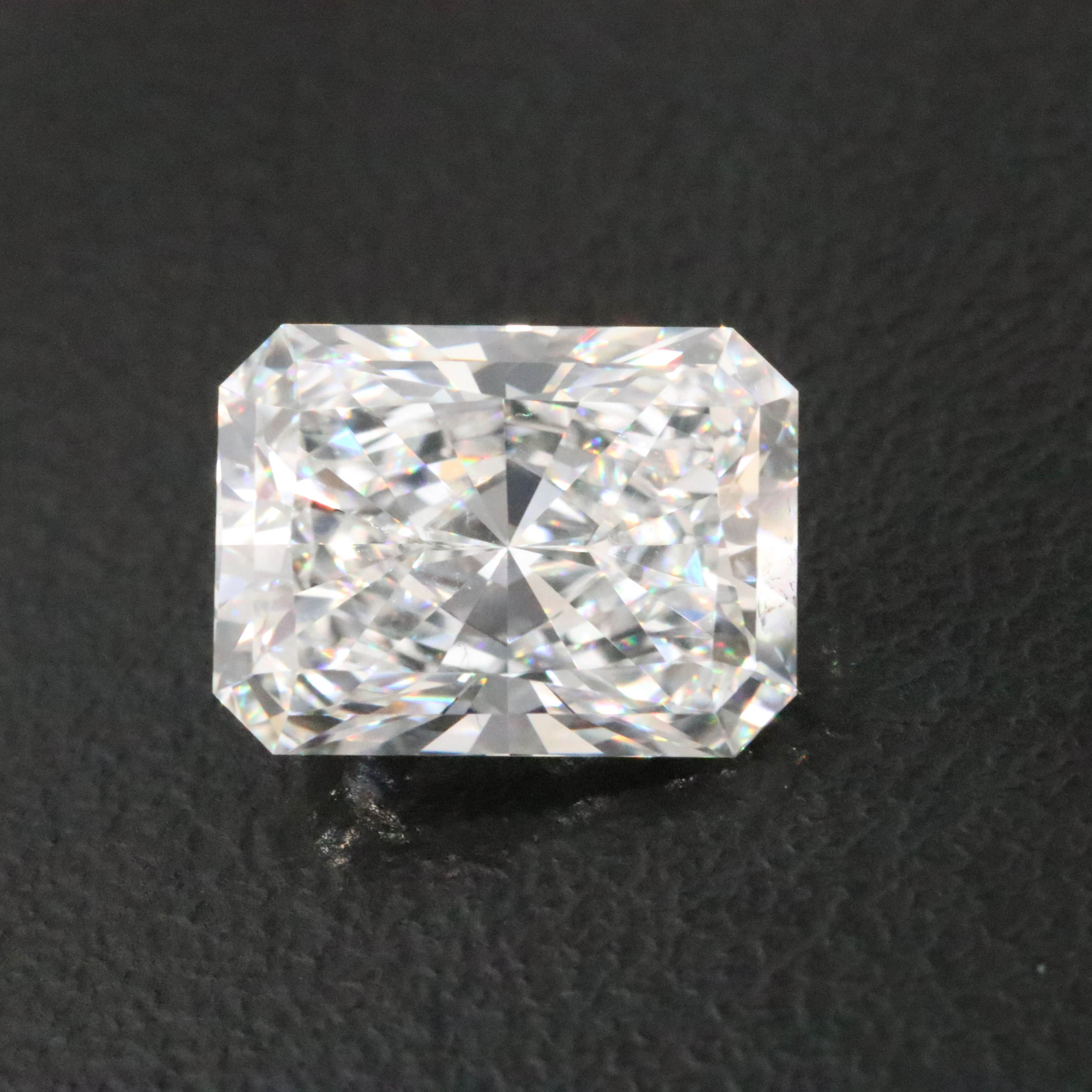 Loose 3.10 CT Lab Grown Diamond with IGI Report