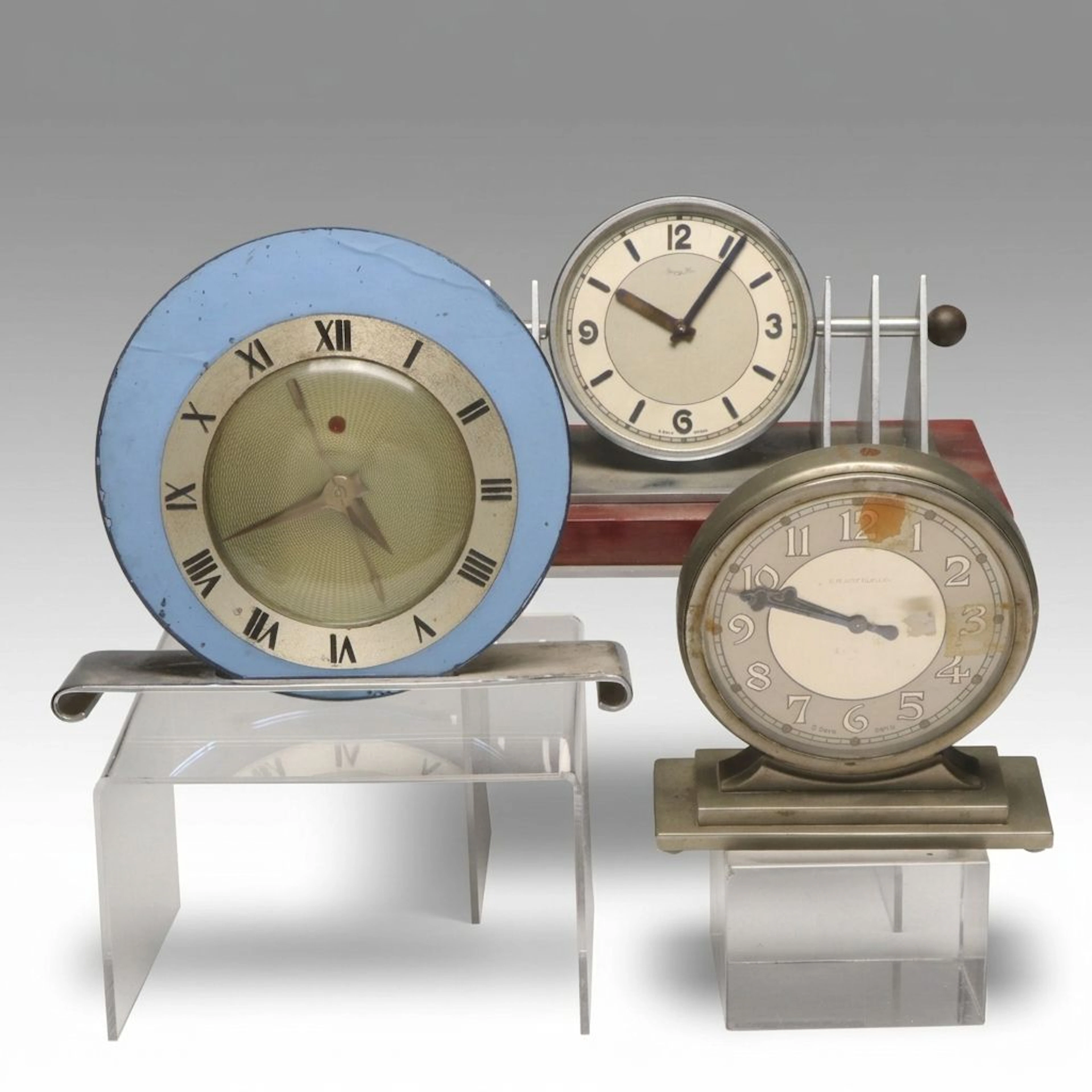 Grogan Co. MCM 8 Day Mantel Clock and More Vintage Clocks