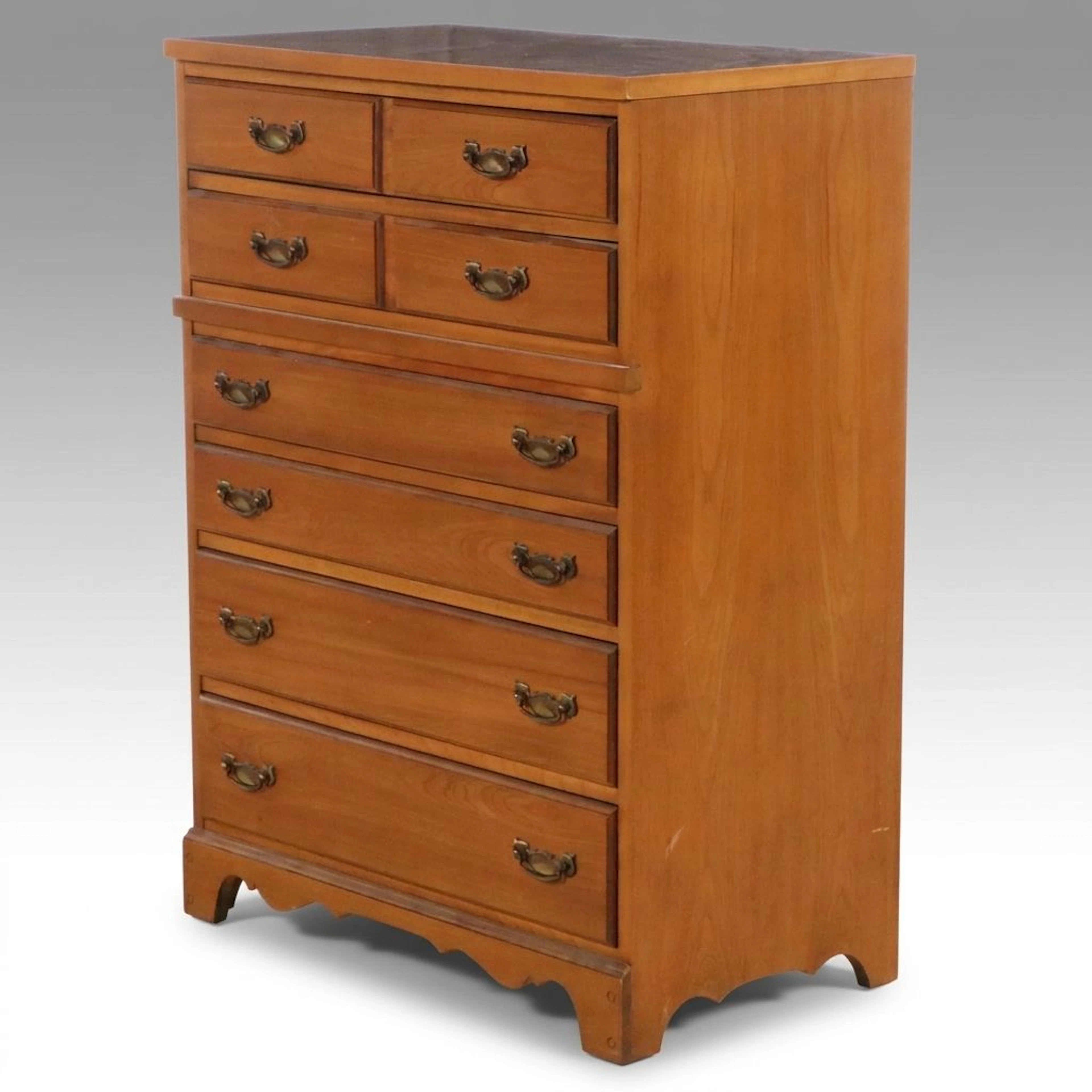 Colonial Revival Style Maple Chest of Drawers, Mid to Late 20th Century