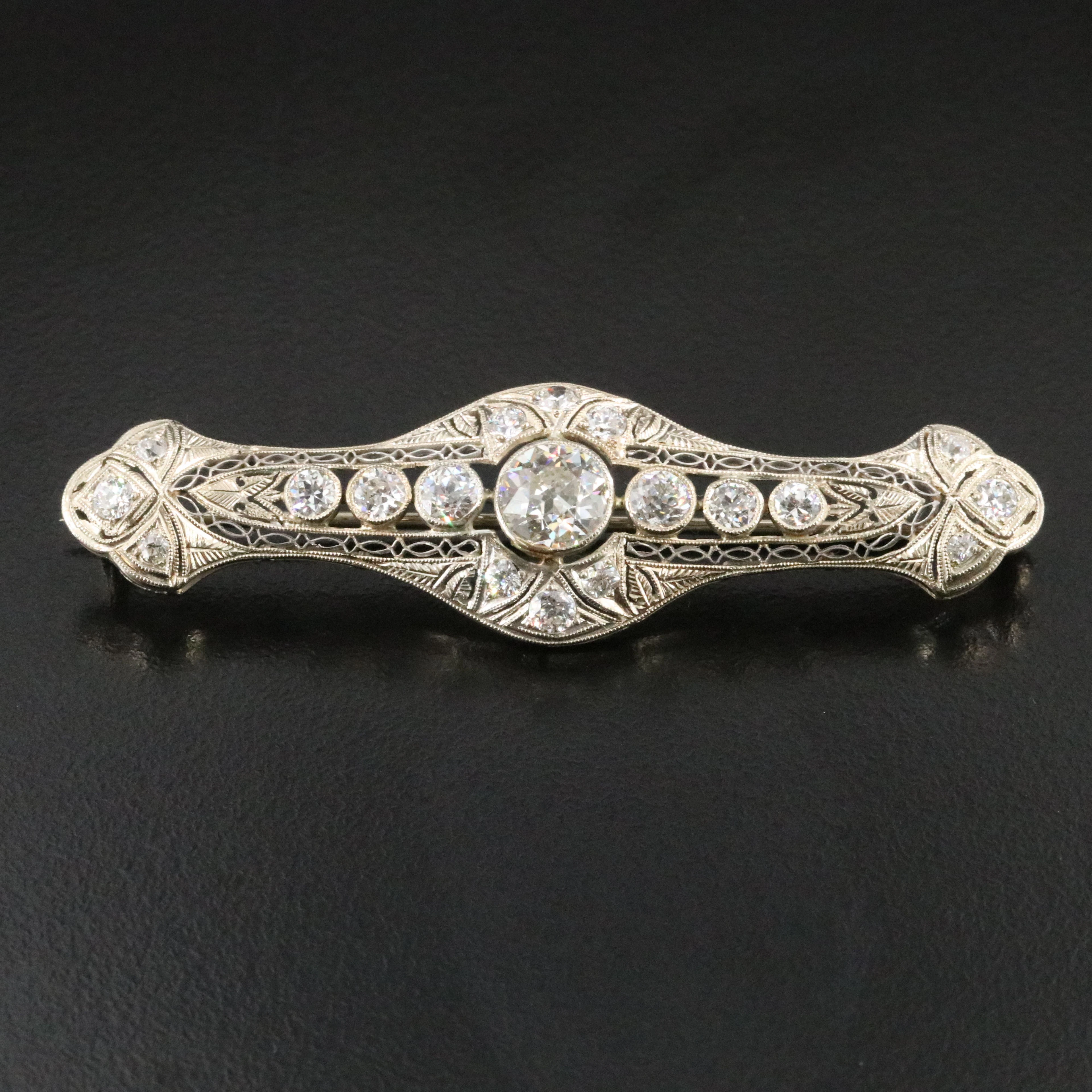 Art Deco 18K 2.76 CTW Bar Pin with Antique Box