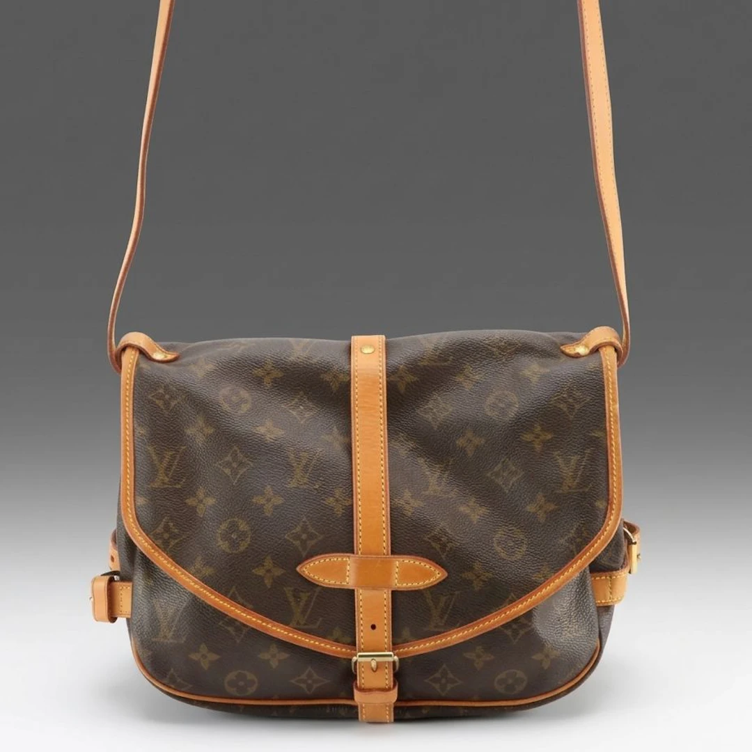 Louis Vuitton Saumur 30 Messenger Bag in Monogram Coated Canvas and Leather