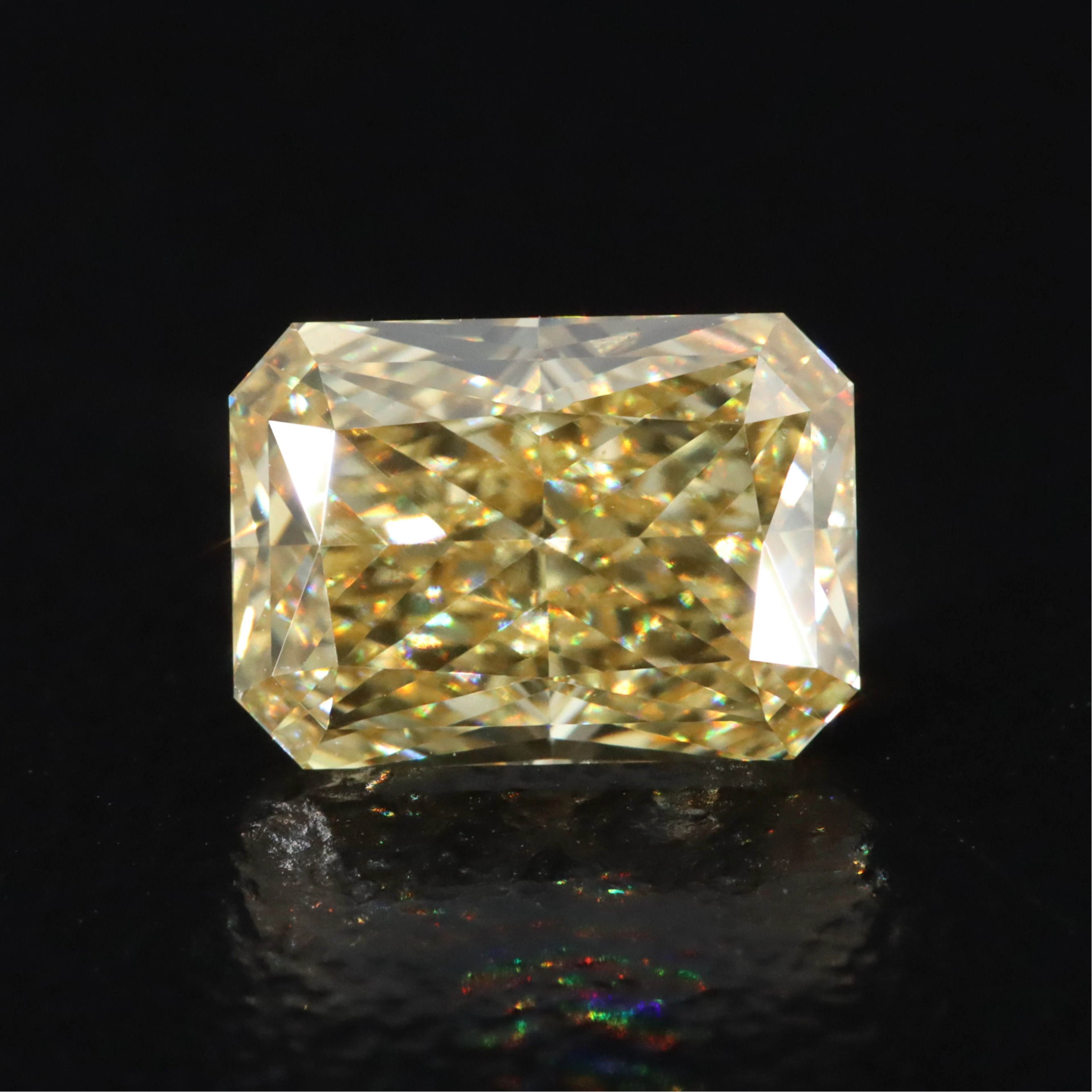 Loose 1.59 CT Lab Grown Fancy Vivid Yellow Diamond with IGI Report