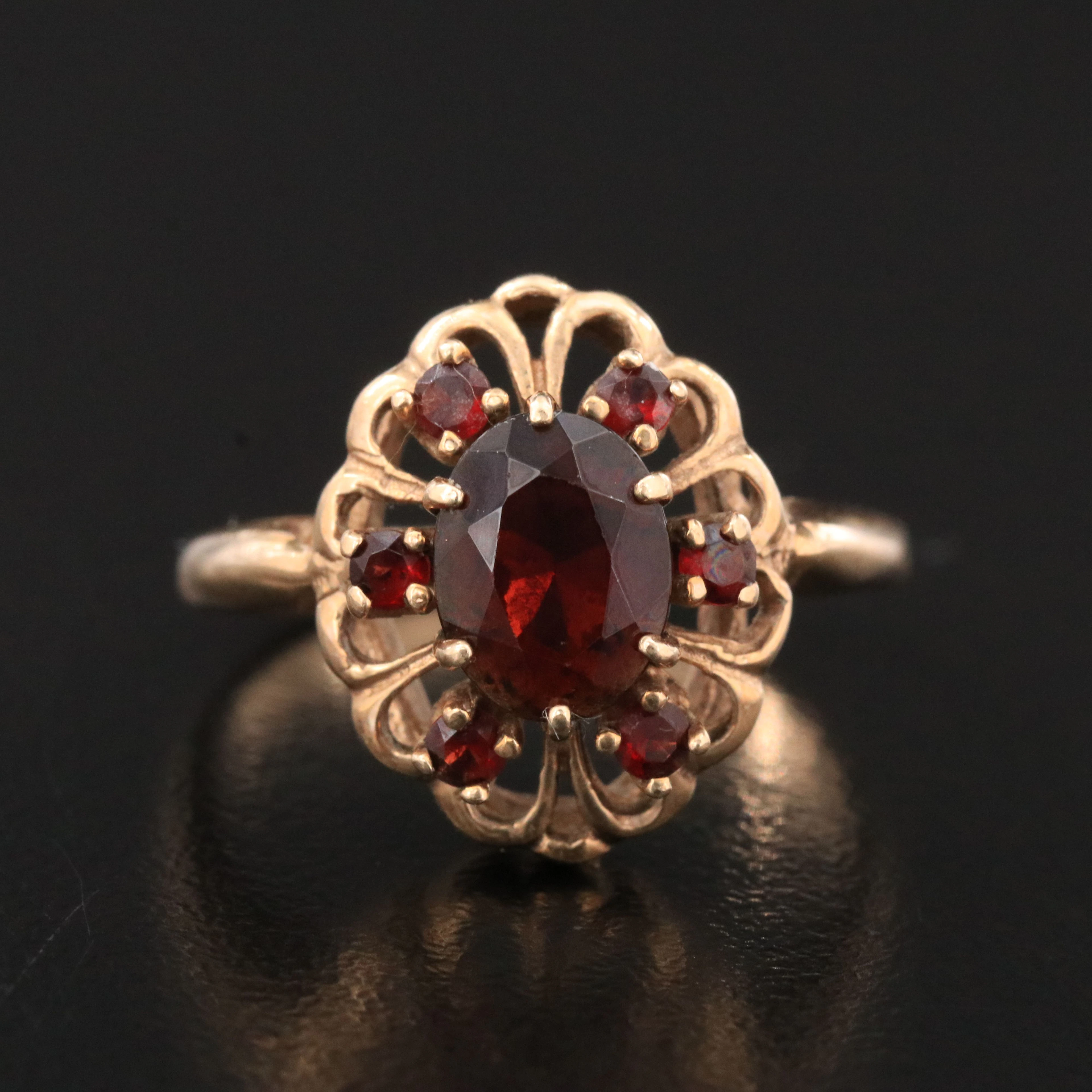 10K Garnet Ring