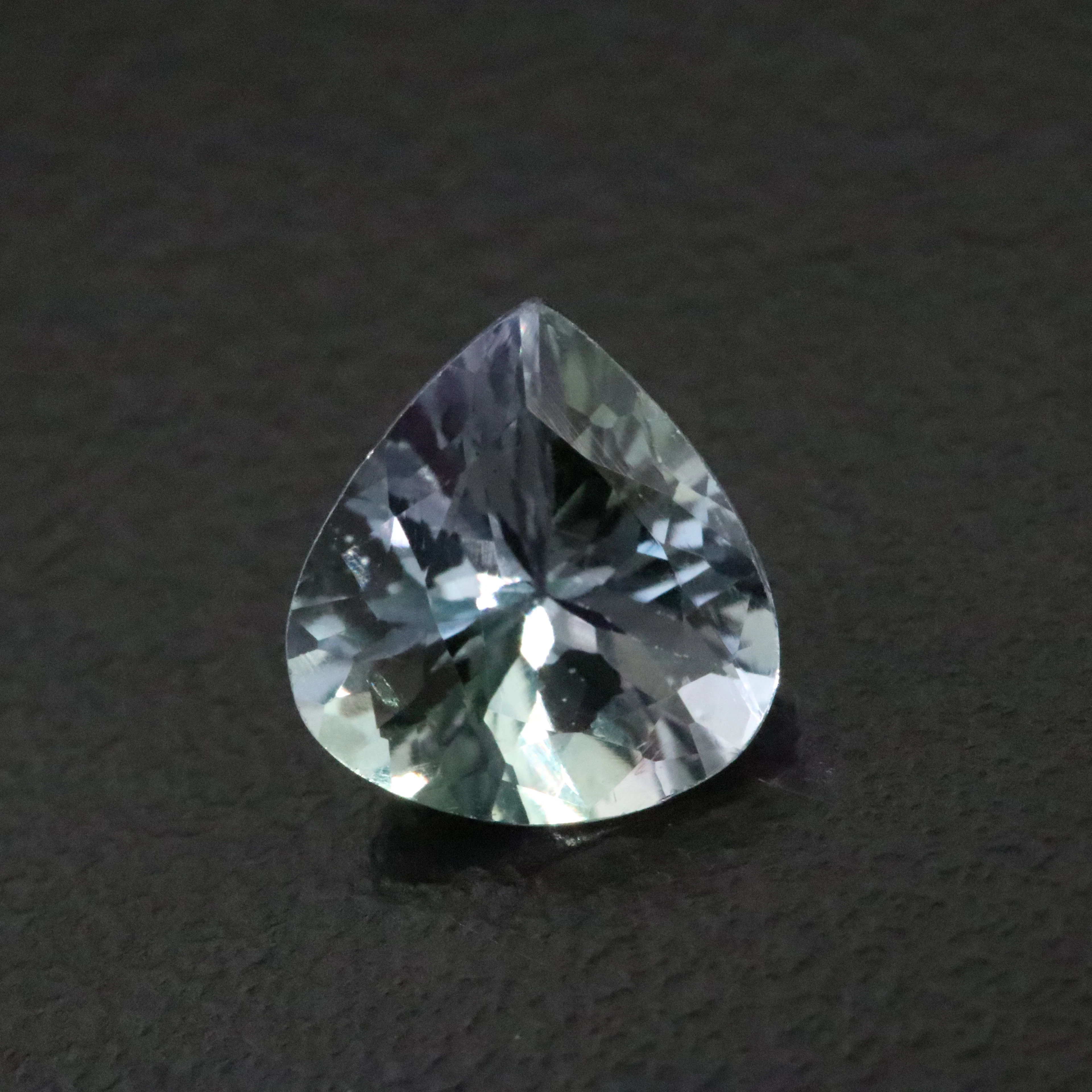 Loose 1.92 CT Tanzanite