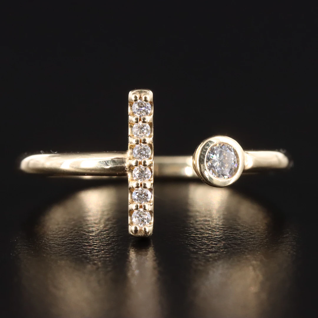 14K 0.14 CTW Diamond Bar Ring
