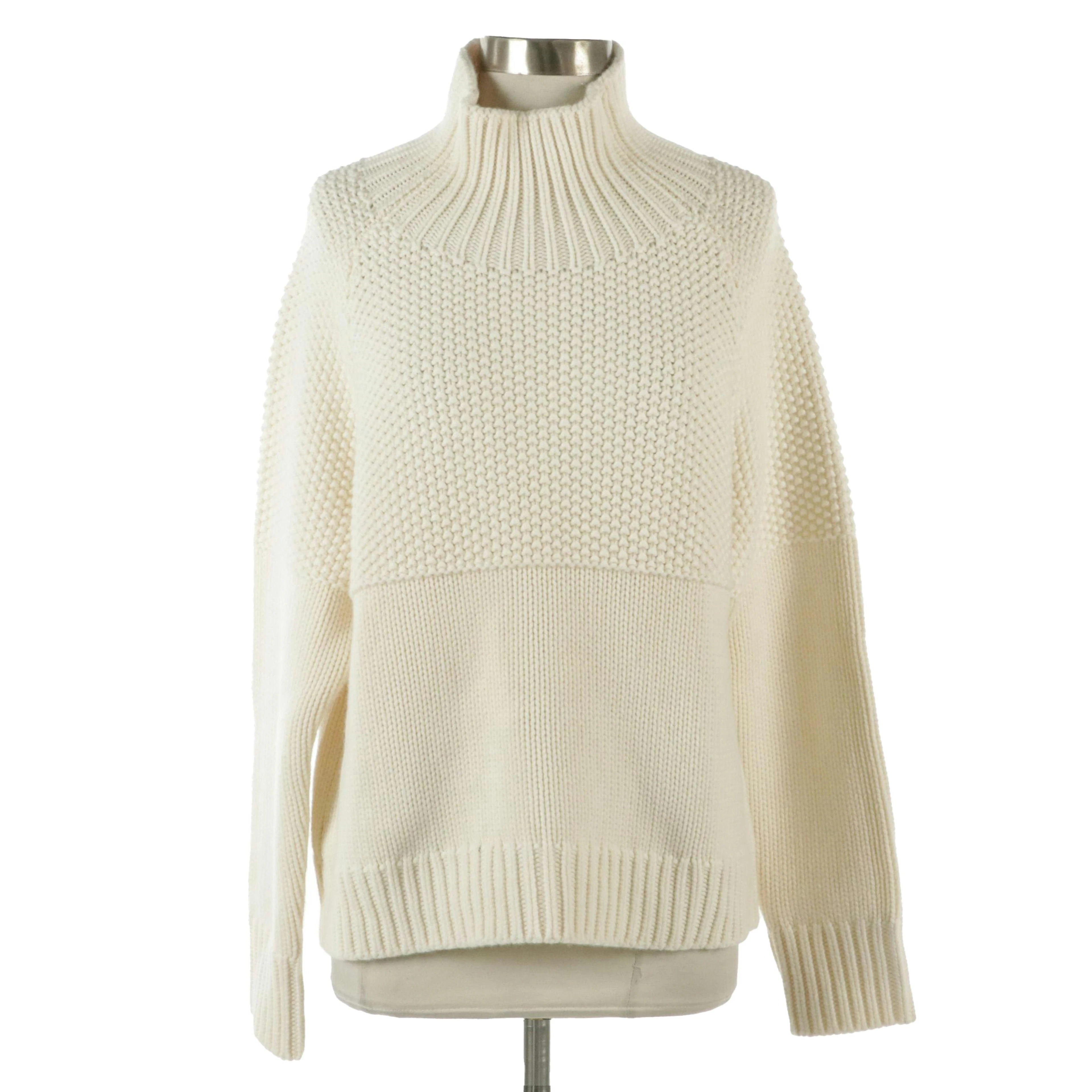 Burberry Cashmere Knit Turtleneck Sweater in Natural White with Tag