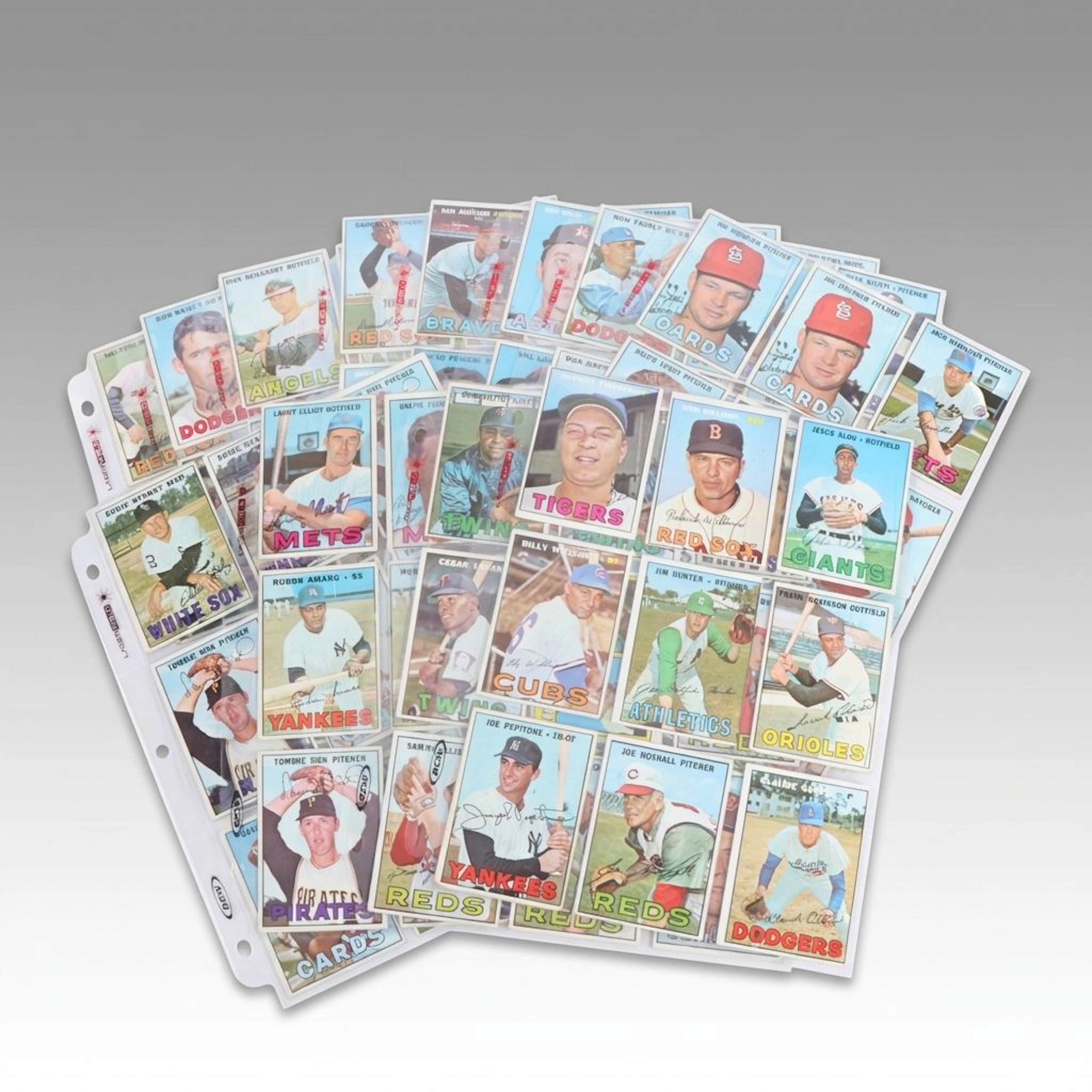 1967 Topps Baseball Cards with Billy Williams, Catfish Hunter, & Frank Robinson
